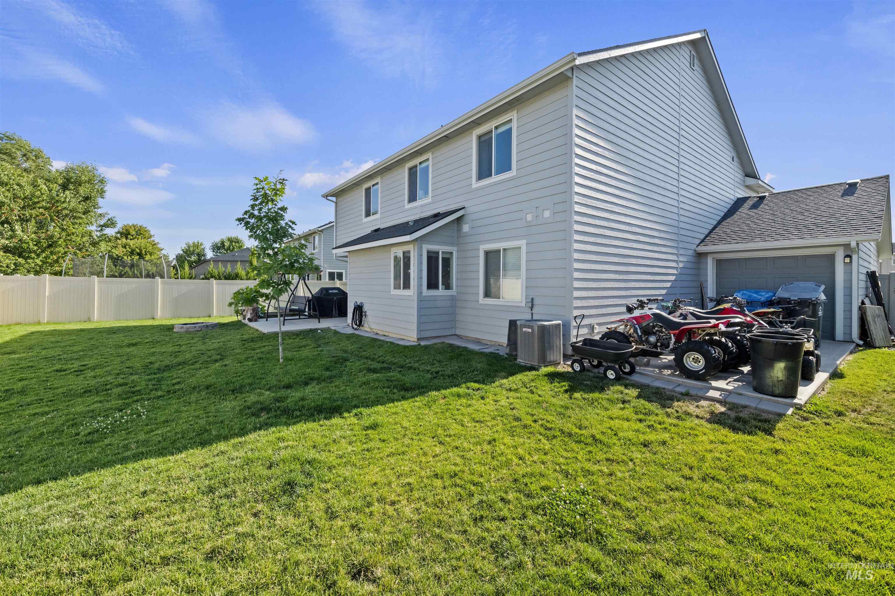 842 N Center Way Property Photo 27