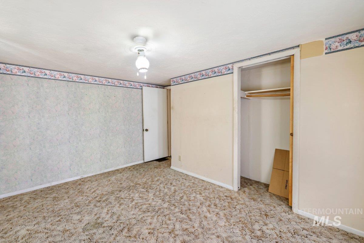 1202 Burley Ave. Property Photo 16