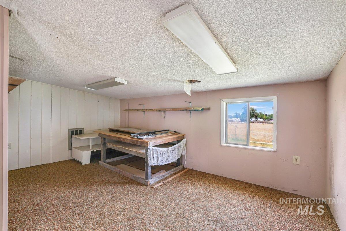 1202 Burley Ave. Property Photo 22