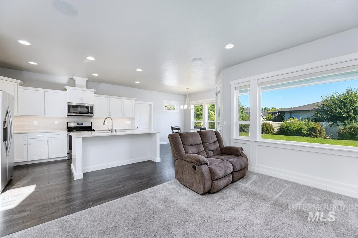 6426 W Saxton Ave Property Photo 10