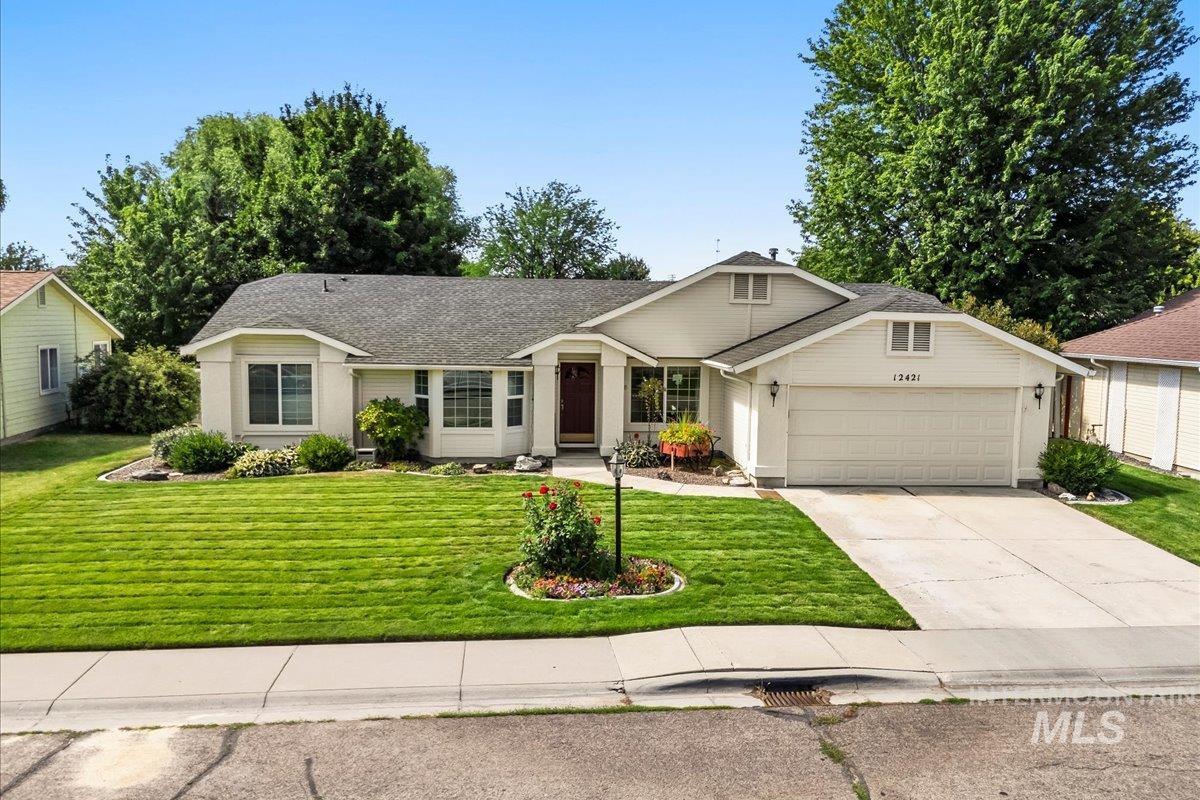 12421 W Engelmann Dr Property Photo 1