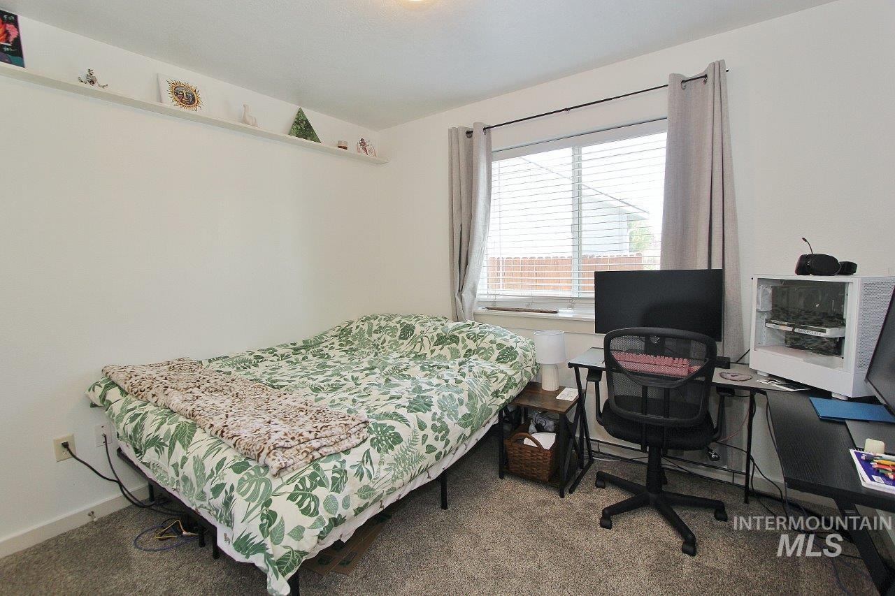 11683 W Aldershot St Property Photo 23