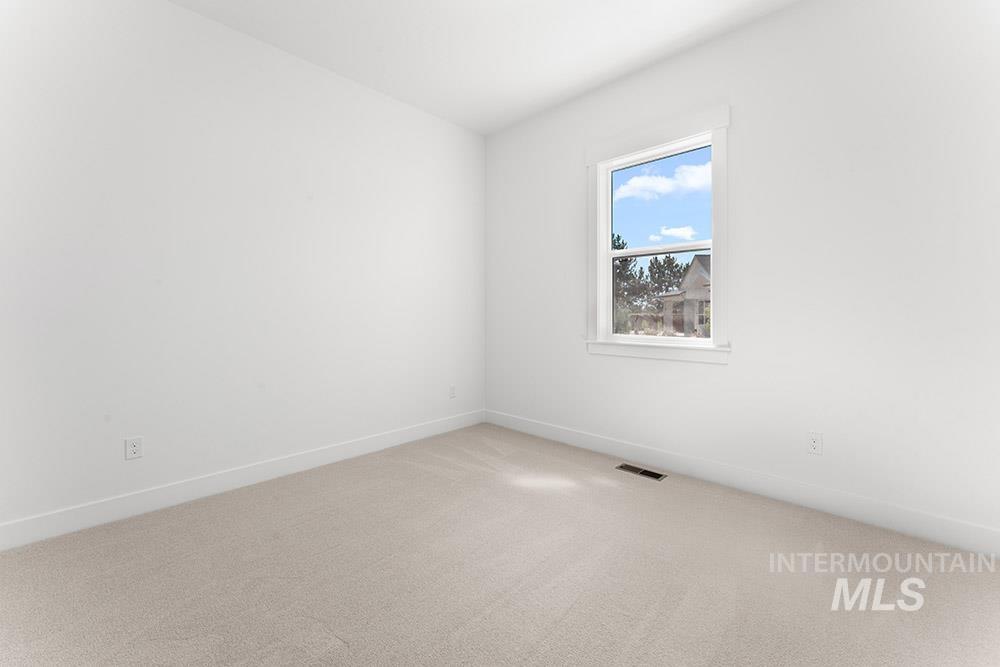 3542 W Retreat St Property Photo 19