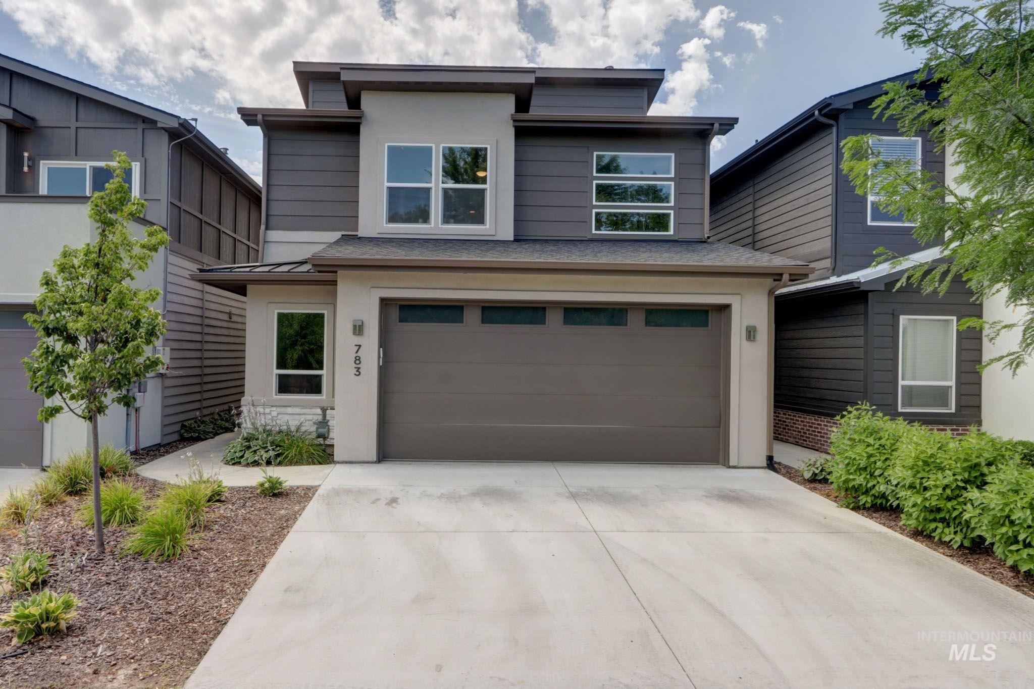 783 E Bissett St.