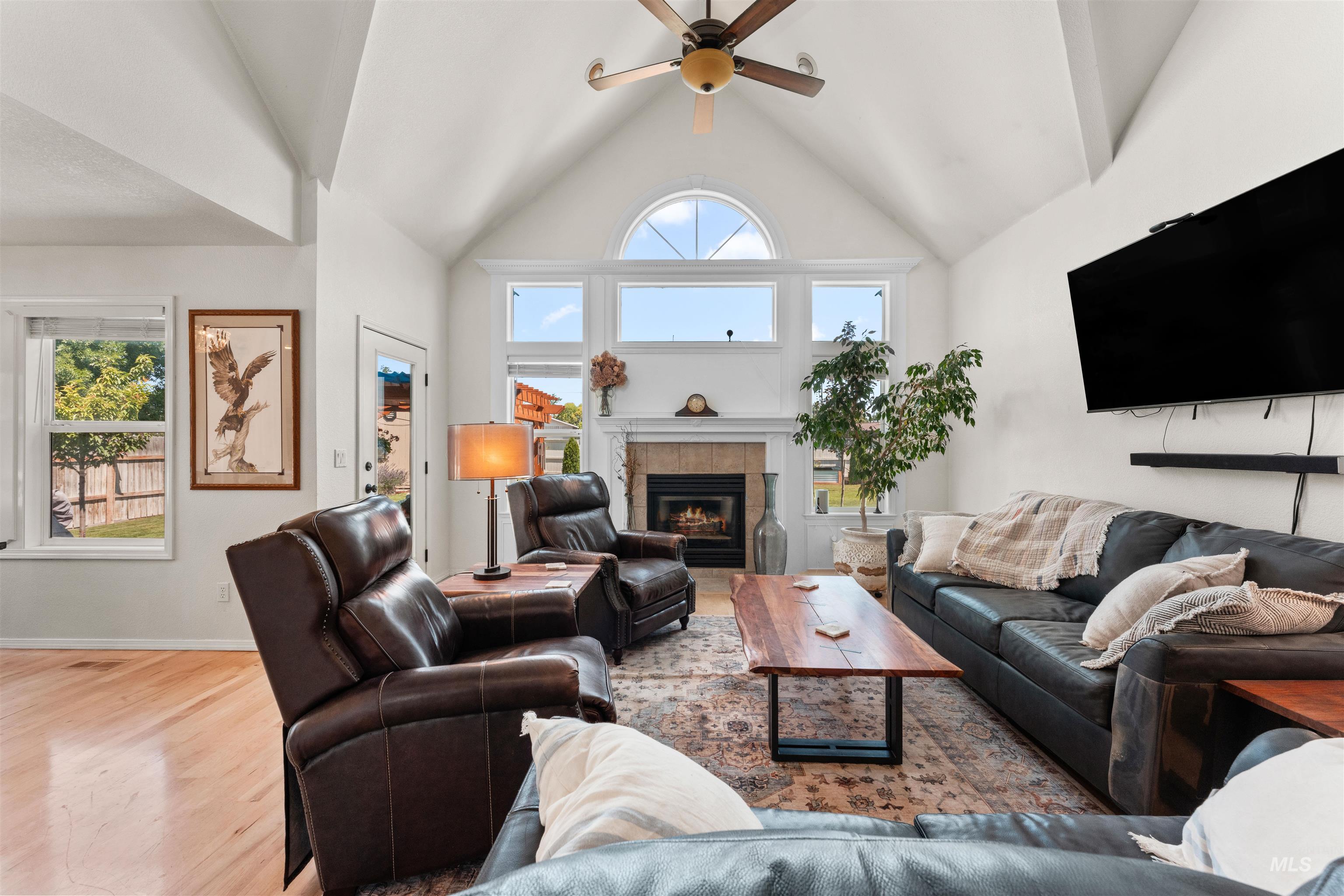 238 Walnut Creek Way Property Photo 4