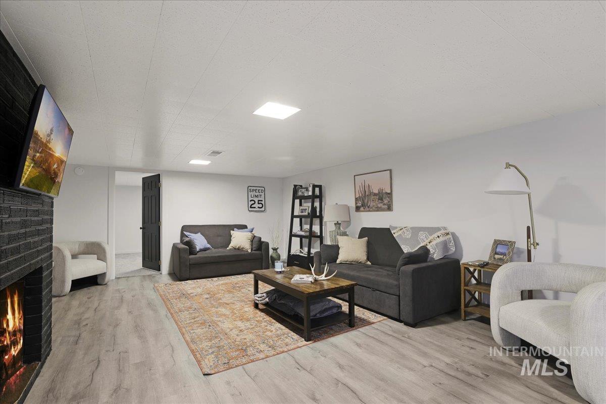 605 Monte Vista Dr Property Photo 8