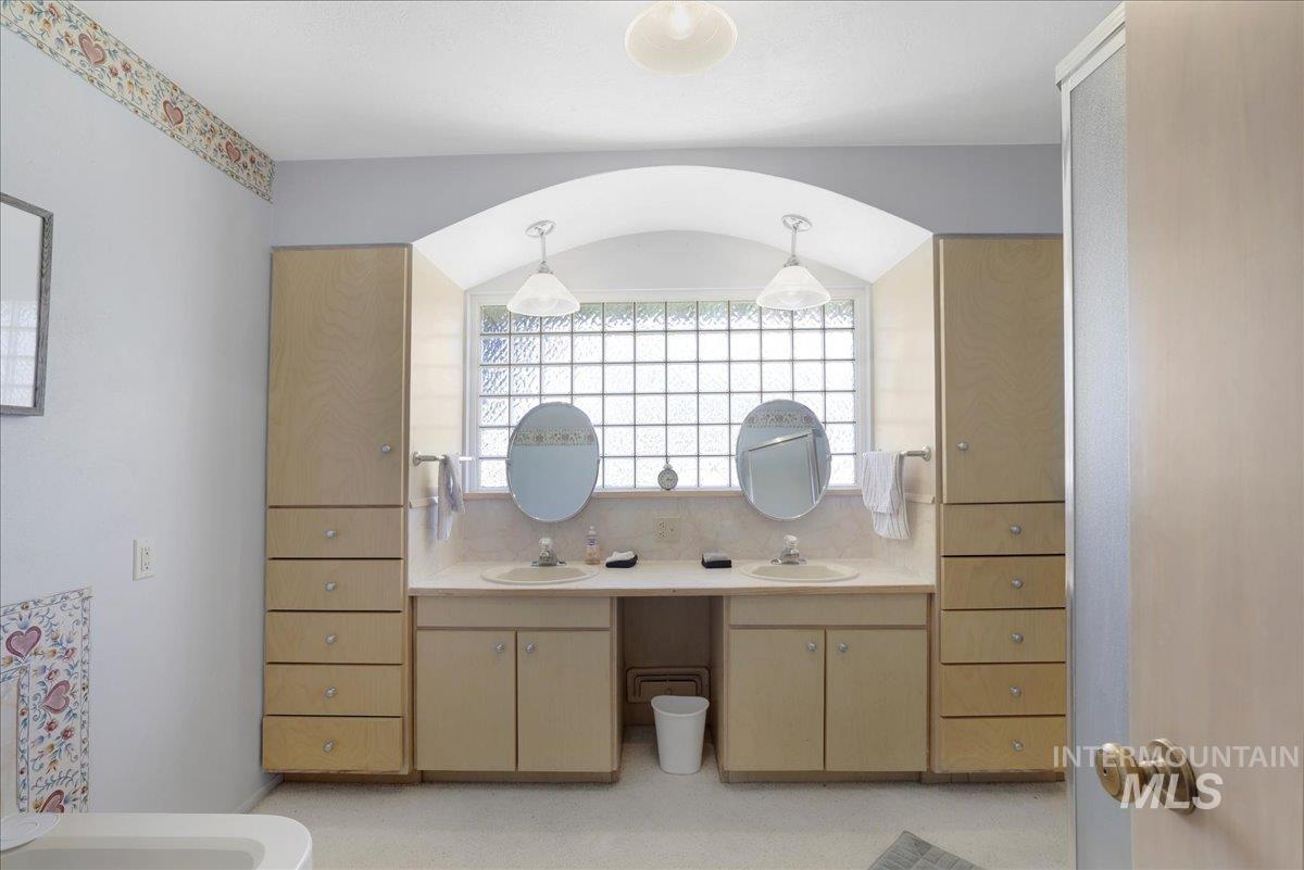 605 Monte Vista Dr Property Photo 32