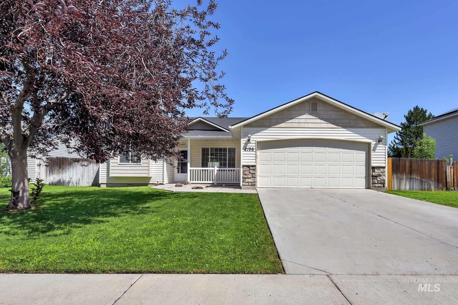 2196 W Willow Pointe Ave