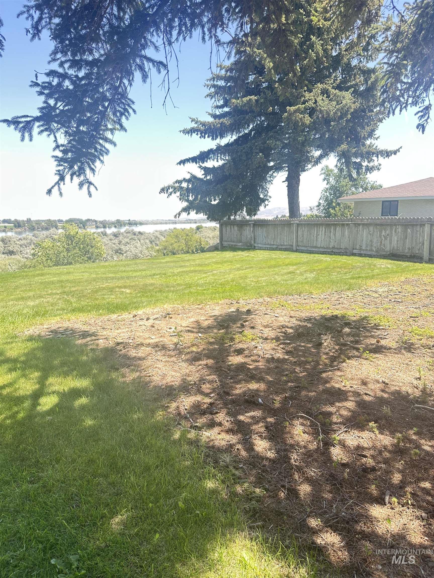 236 E Hwy 81 Property Photo 33
