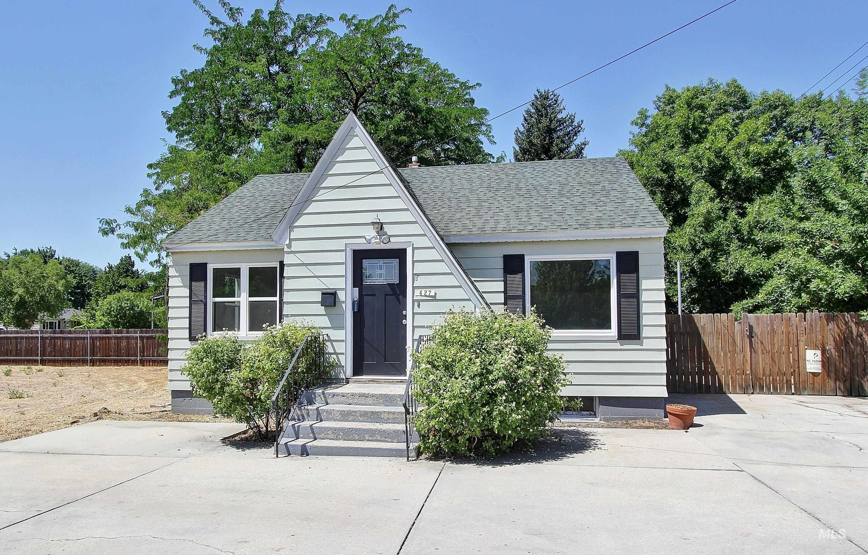 427 S Orchard St Property Photo 1