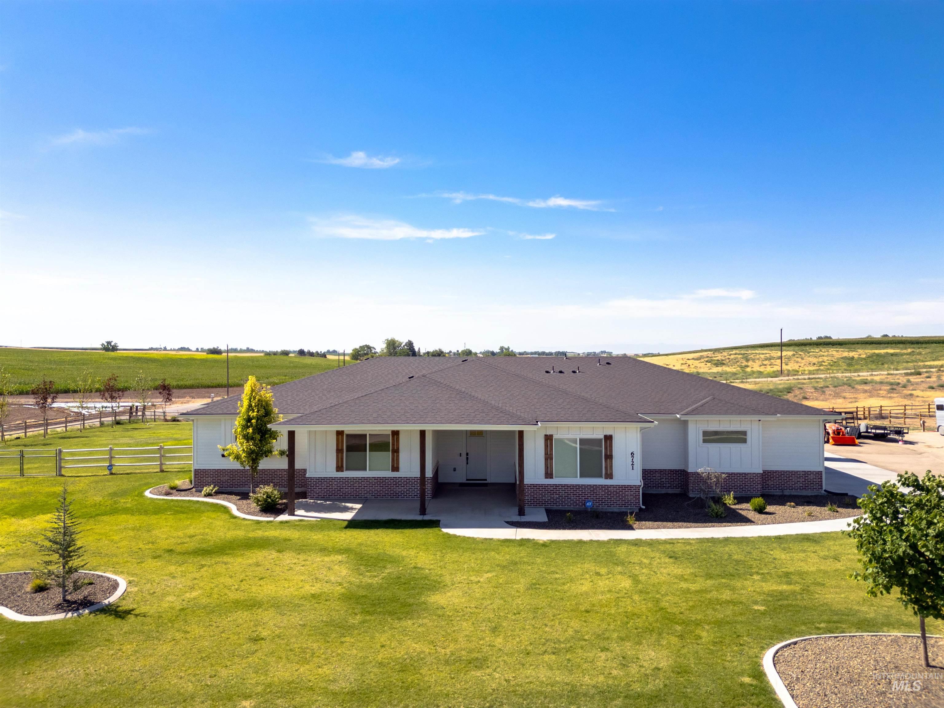 6721 El Paso Rd. Property Photo 1