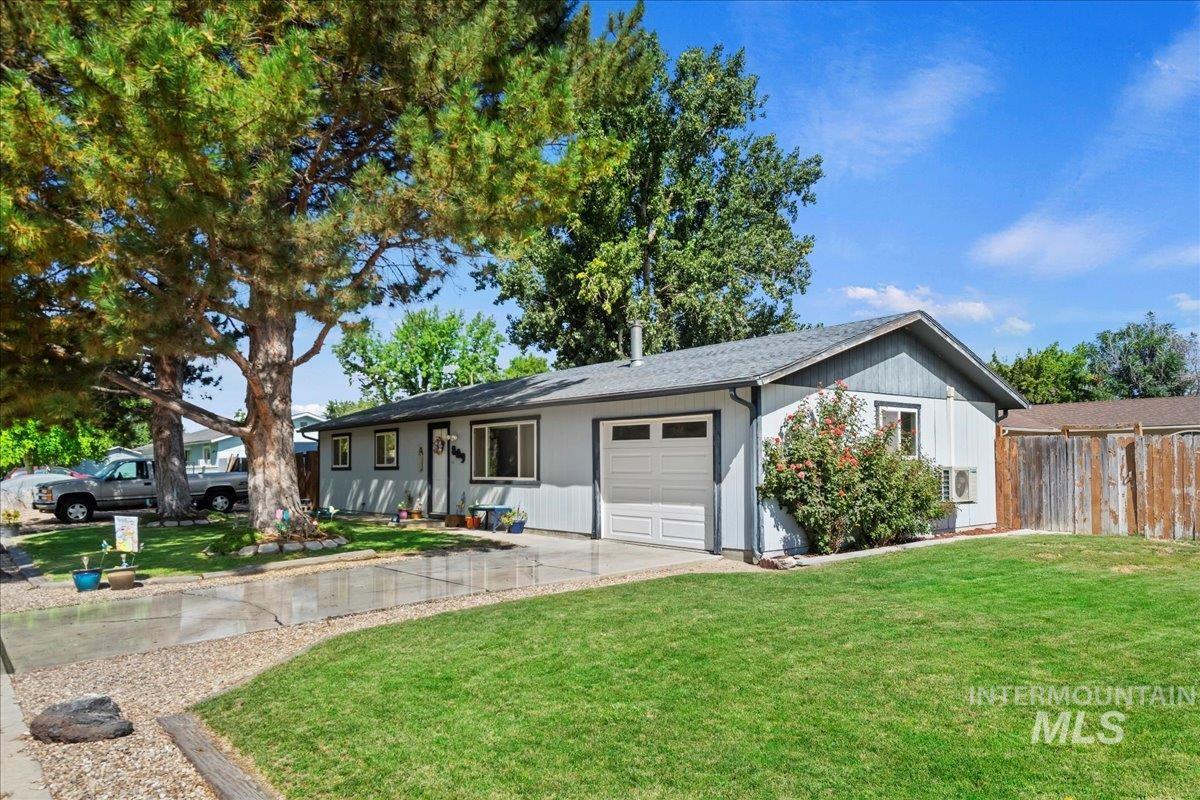 809 Hudson Property Photo 4