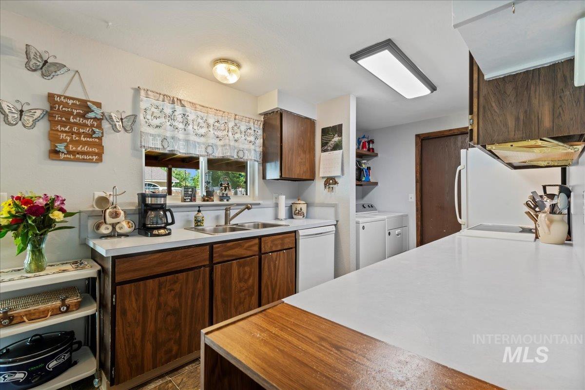 809 Hudson Property Photo 13