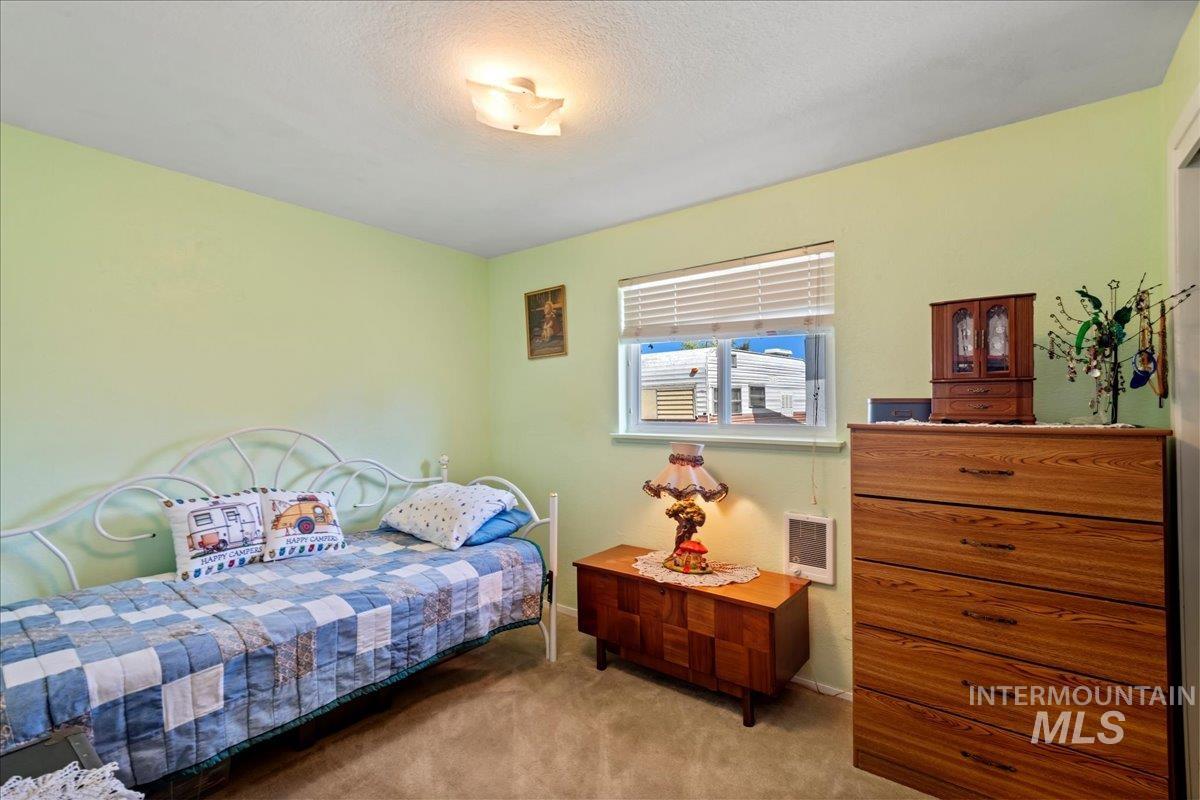 809 Hudson Property Photo 16