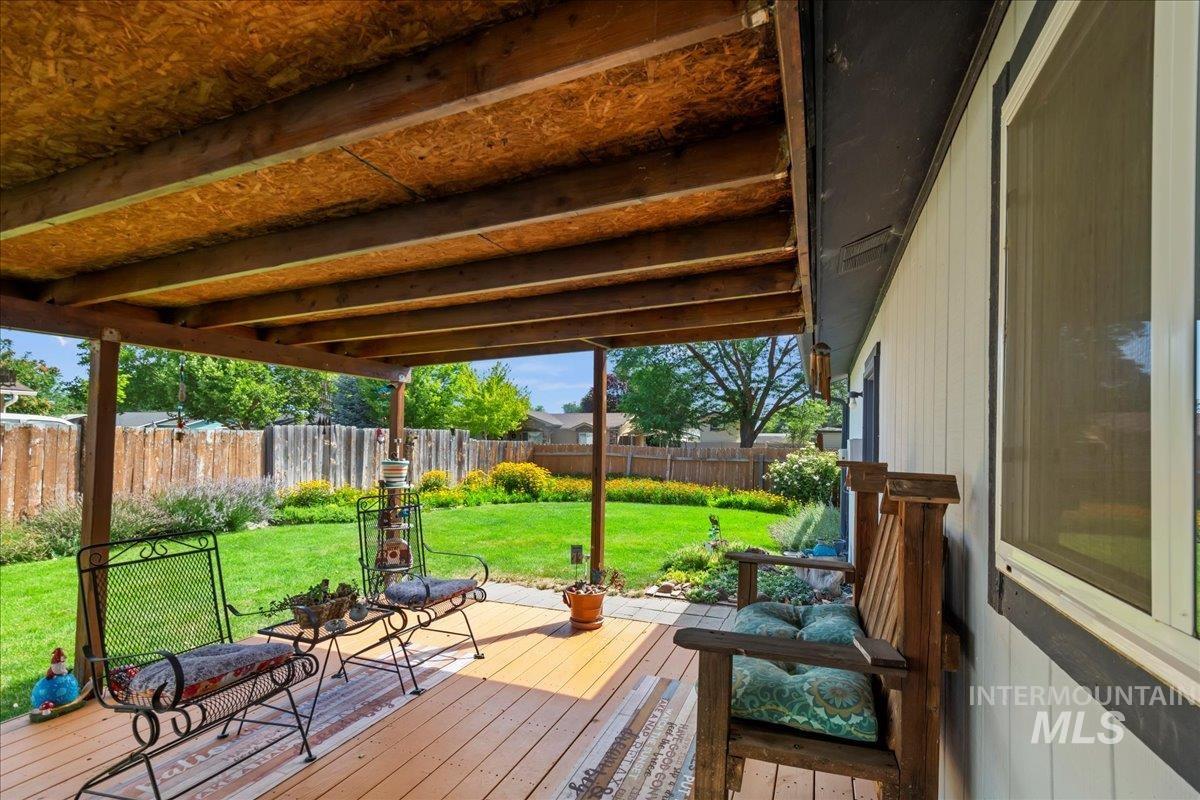 809 Hudson Property Photo 22
