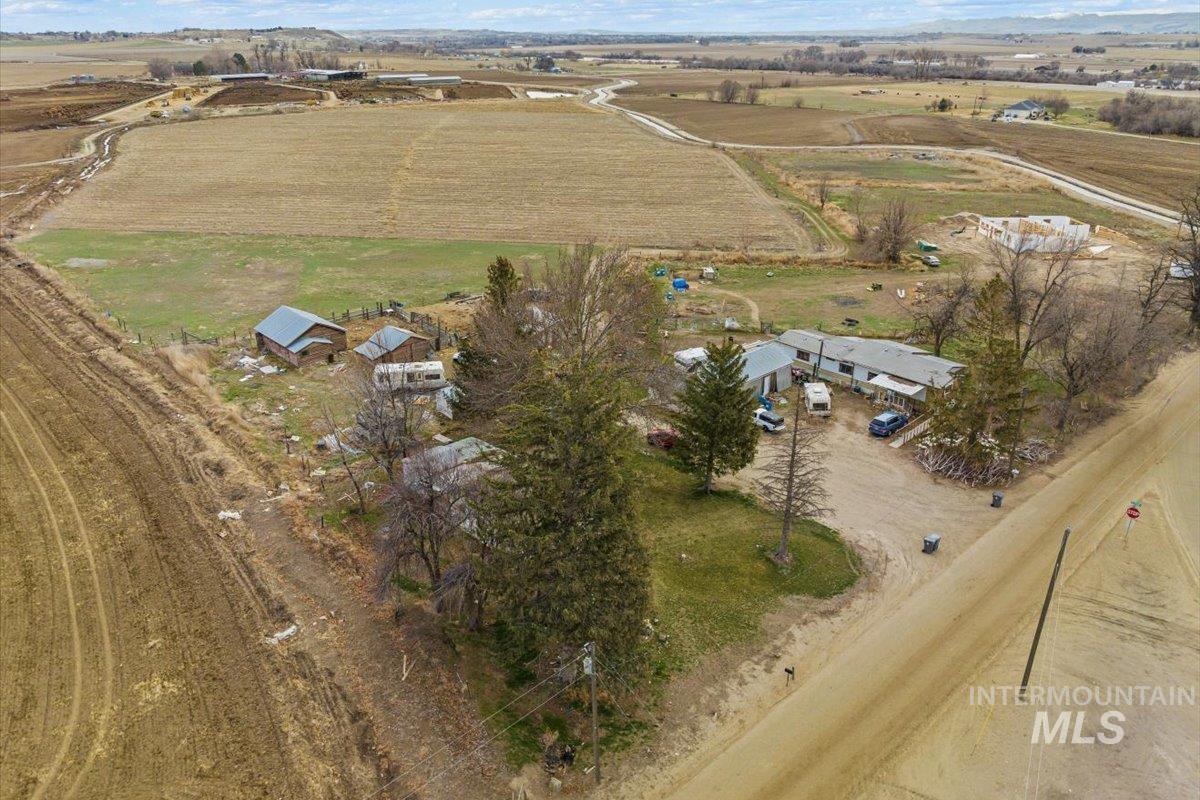 21488 Case Ln Property Photo 10