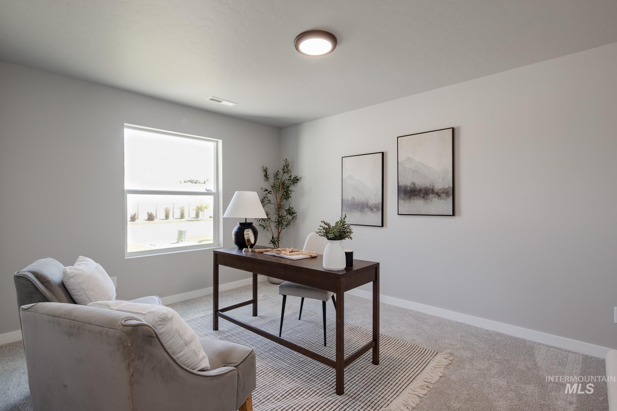 2731 E Valley Wind St Property Photo 3