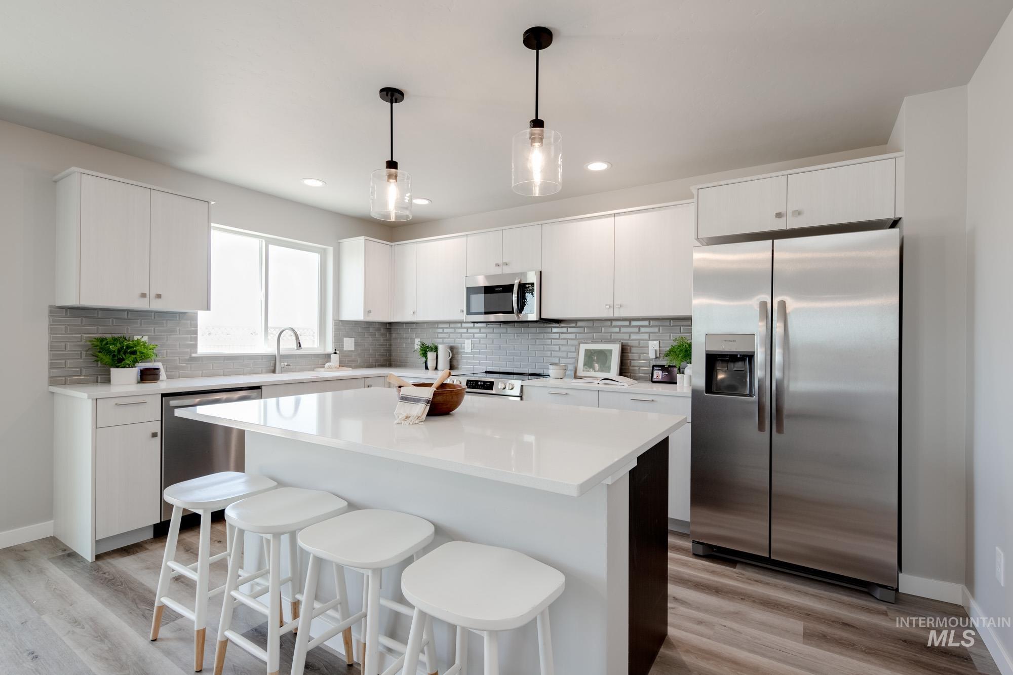 2731 E Valley Wind St Property Photo 13