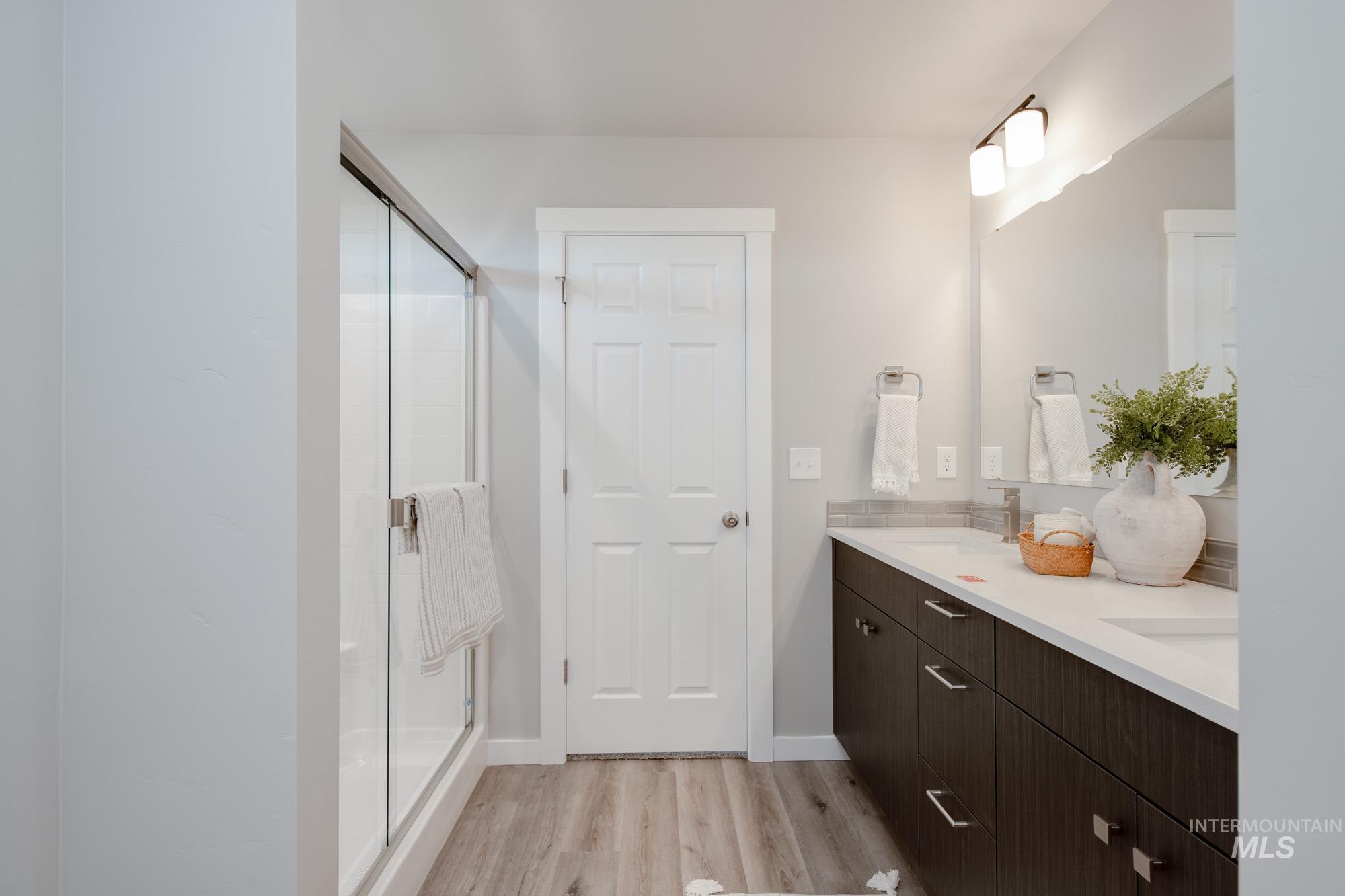 2731 E Valley Wind St Property Photo 24