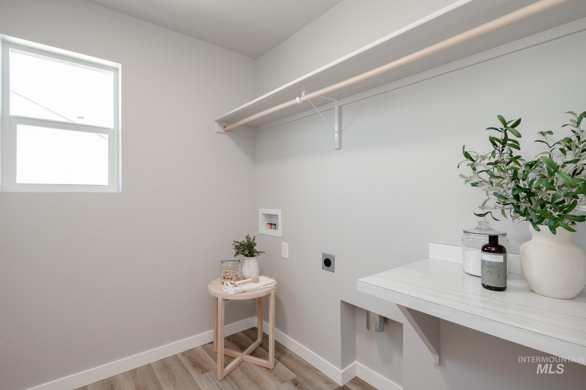 2731 E Valley Wind St Property Photo 26