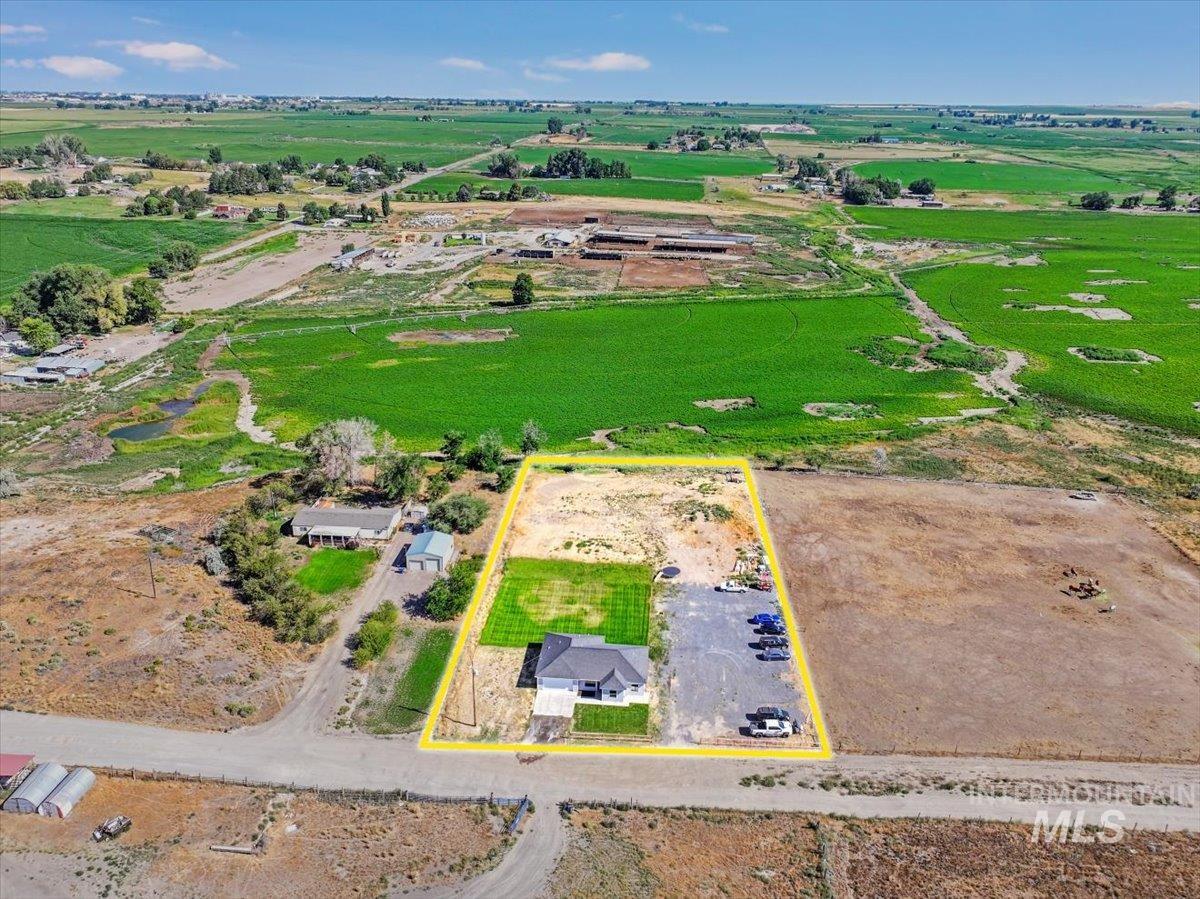 218 E 450 S Property Photo 3