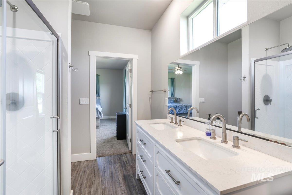 218 E 450 S Property Photo 12