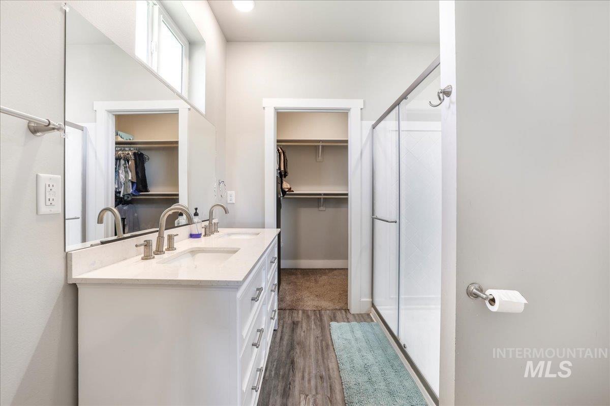 218 E 450 S Property Photo 13