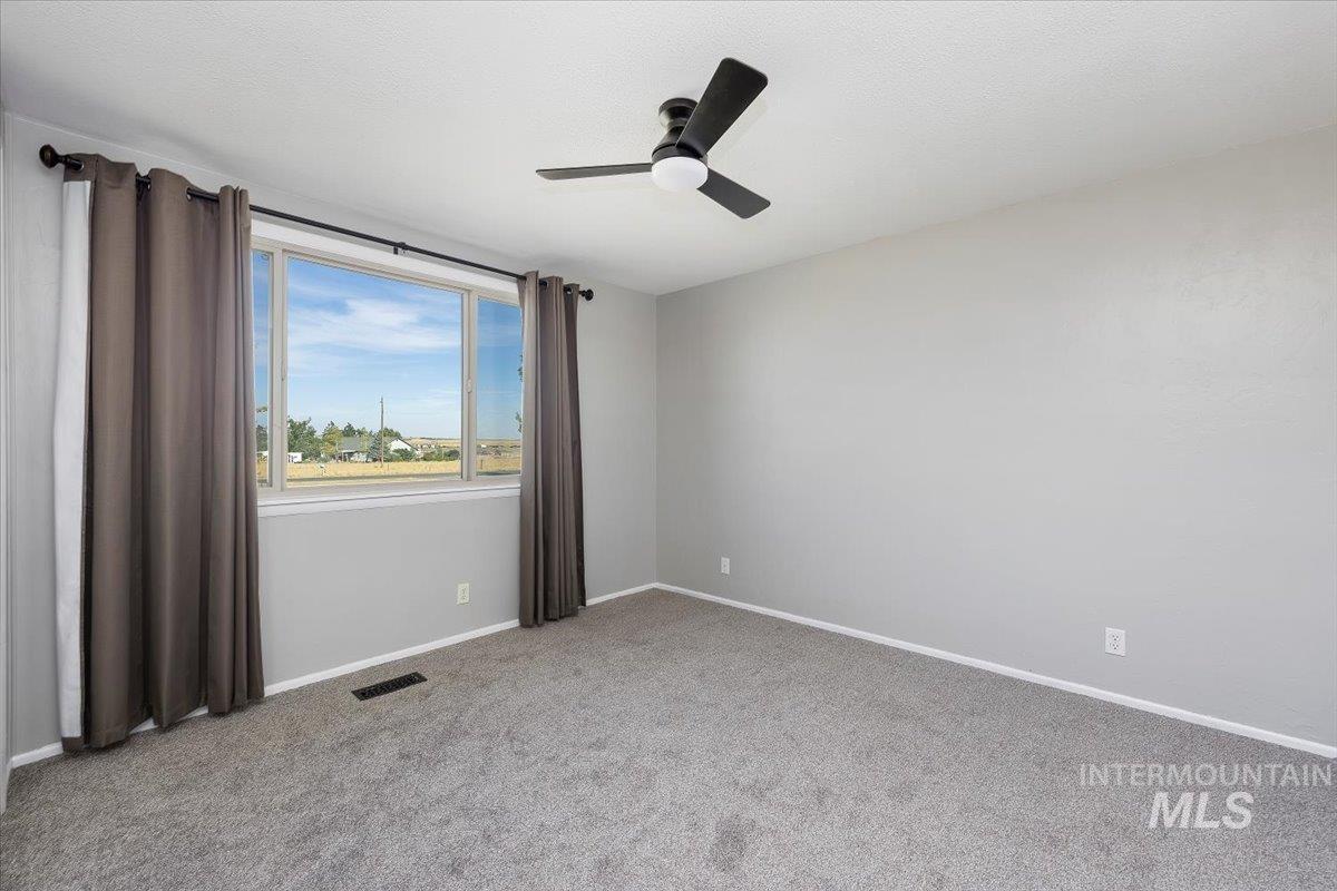 2918 N 2600 E Property Photo 18