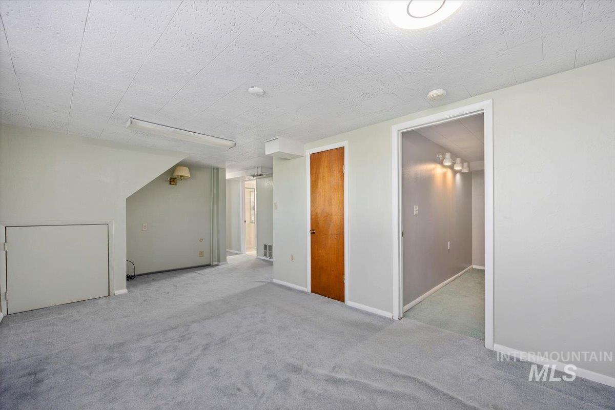 2918 N 2600 E Property Photo 20