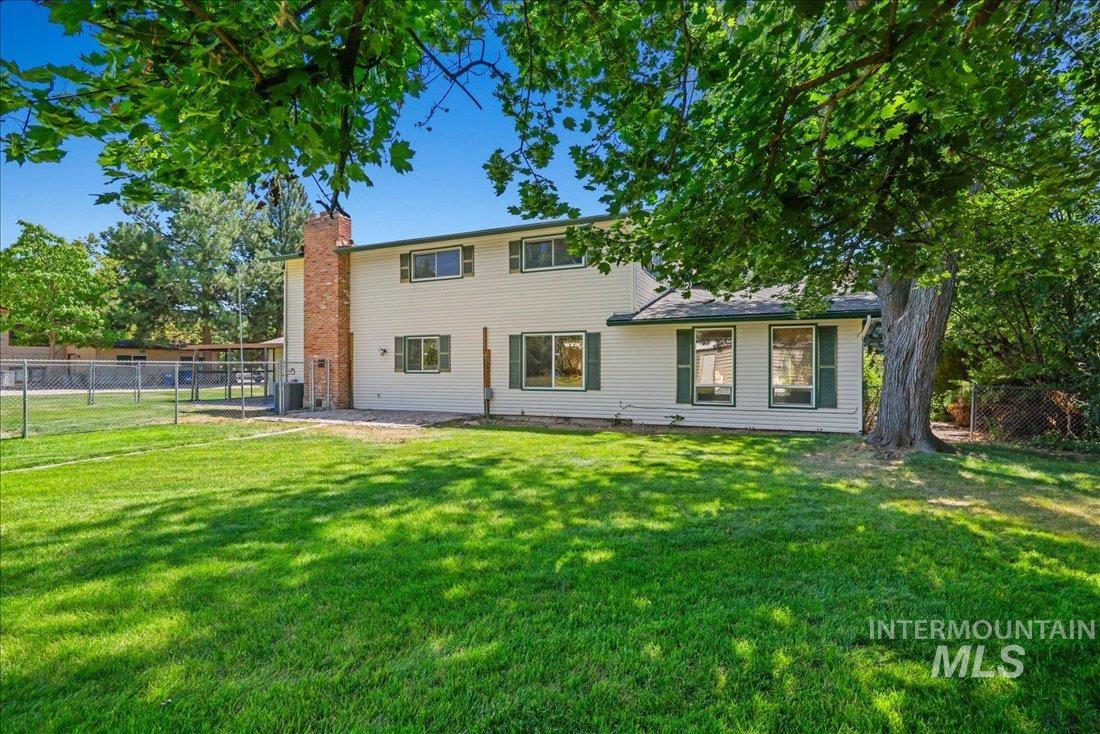 10360 W Saranac Dr Property Photo 8