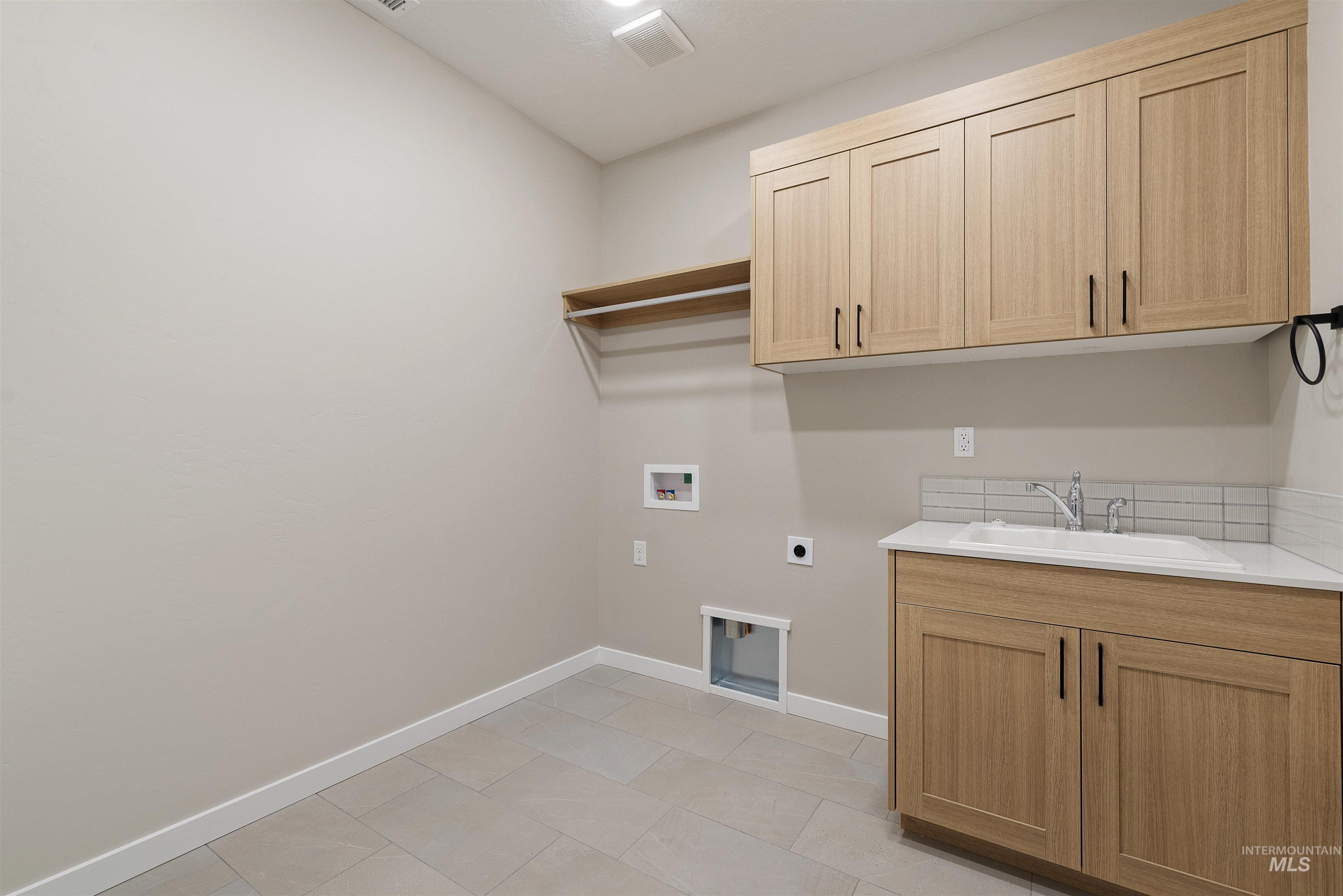 1935 W Bittern St. Property Photo 13