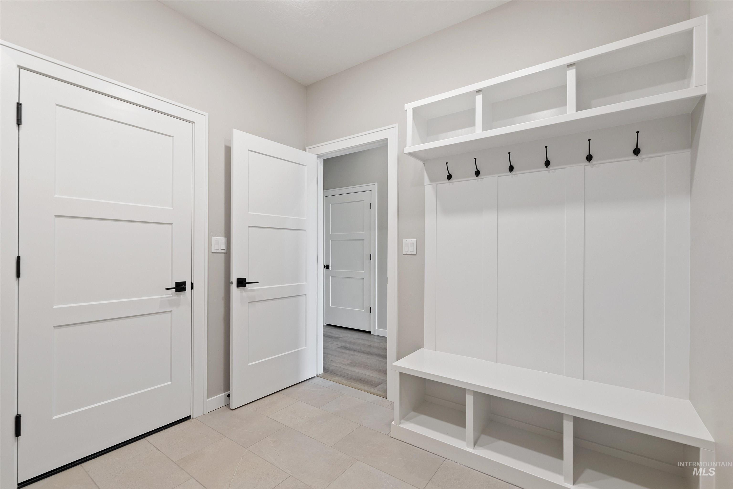 1935 W Bittern St. Property Photo 14