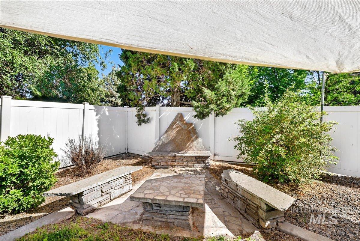 20276 Hwy 30 Property Photo 6