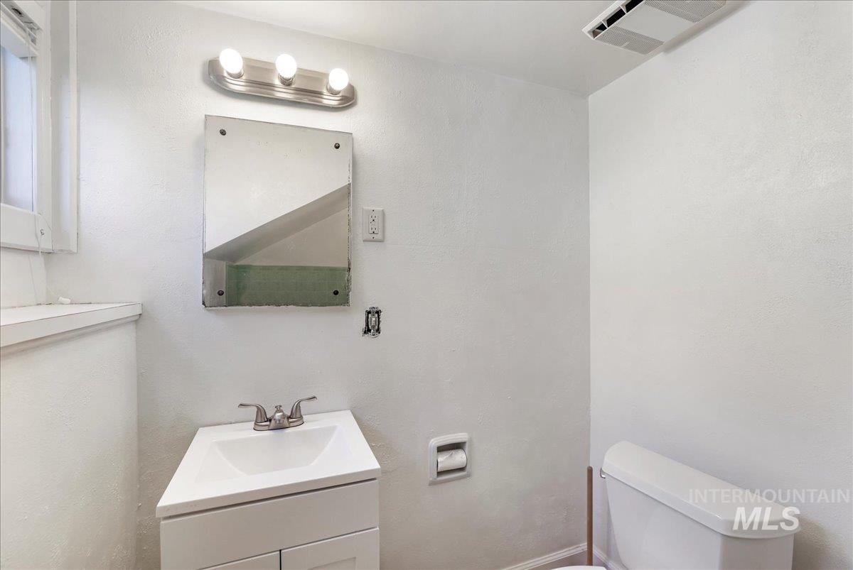 20276 Hwy 30 Property Photo 18