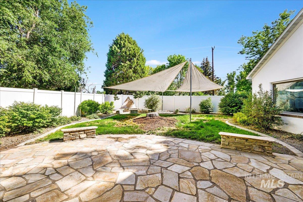 20276 Hwy 30 Property Photo 23