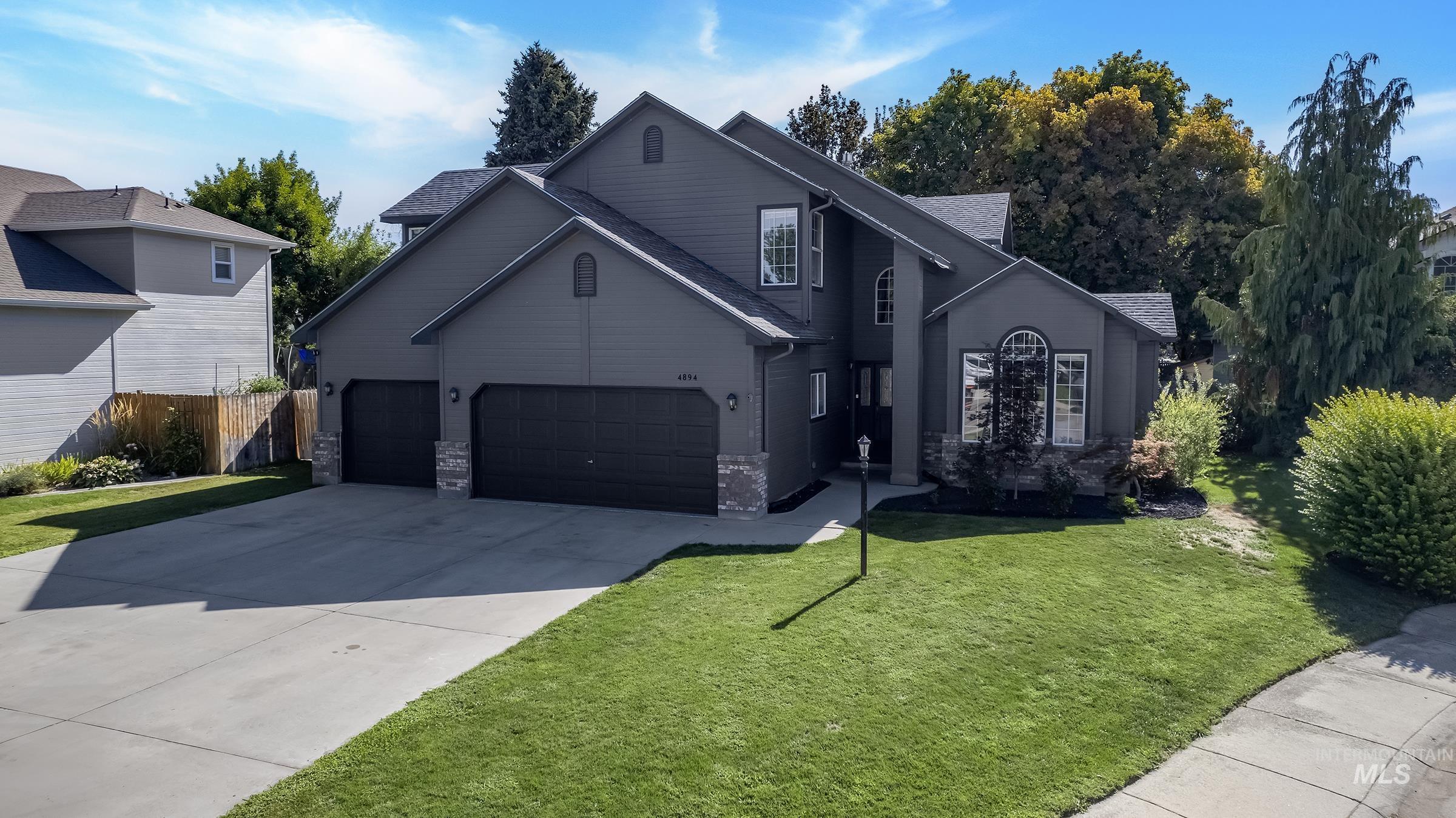 4894 Tumbleweed Pl Property Photo 1