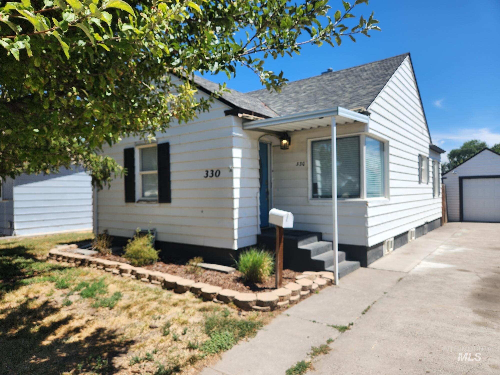 330 Walnut Street