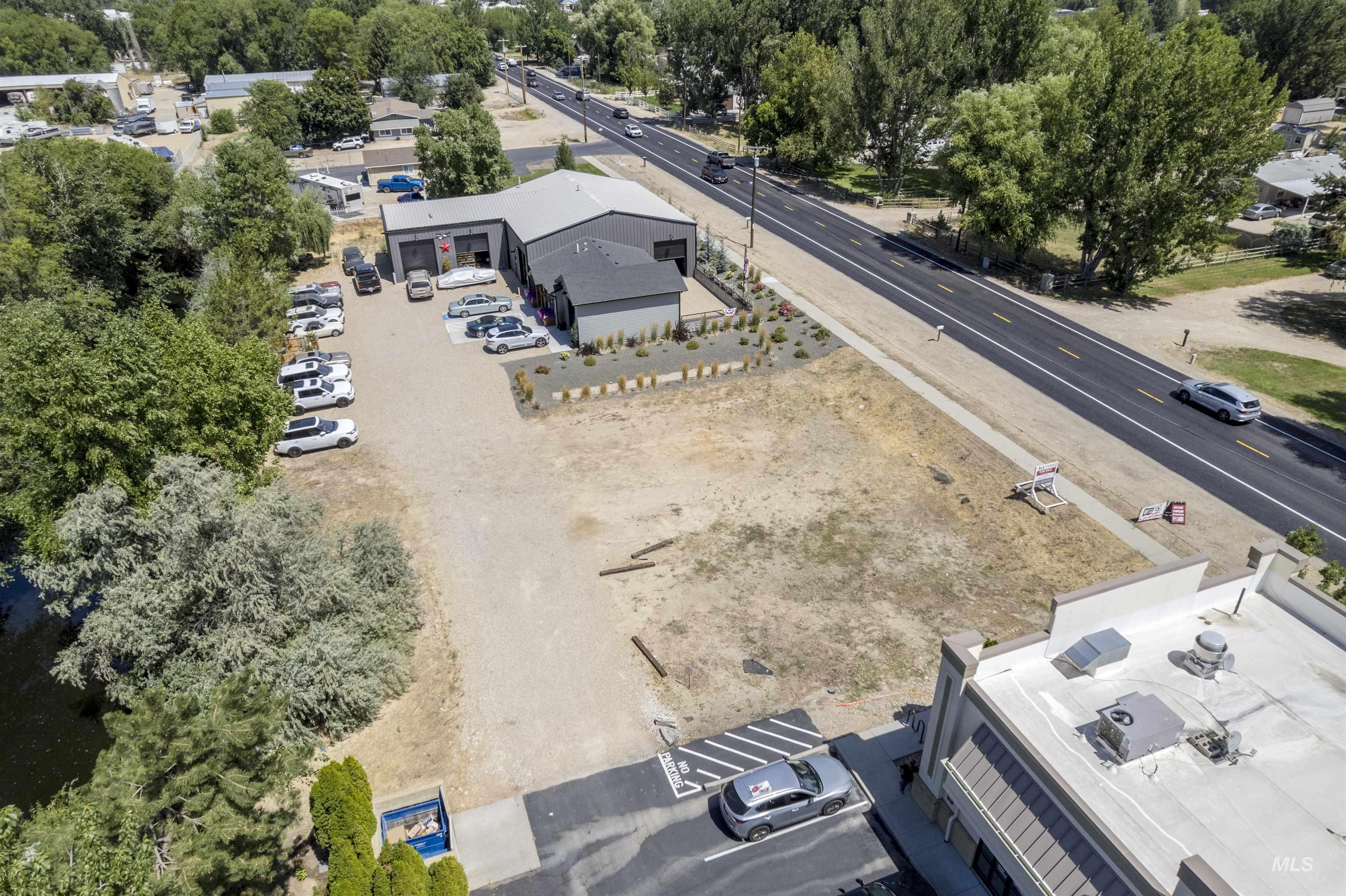 11220 W Hercules Drive Property Photo 3