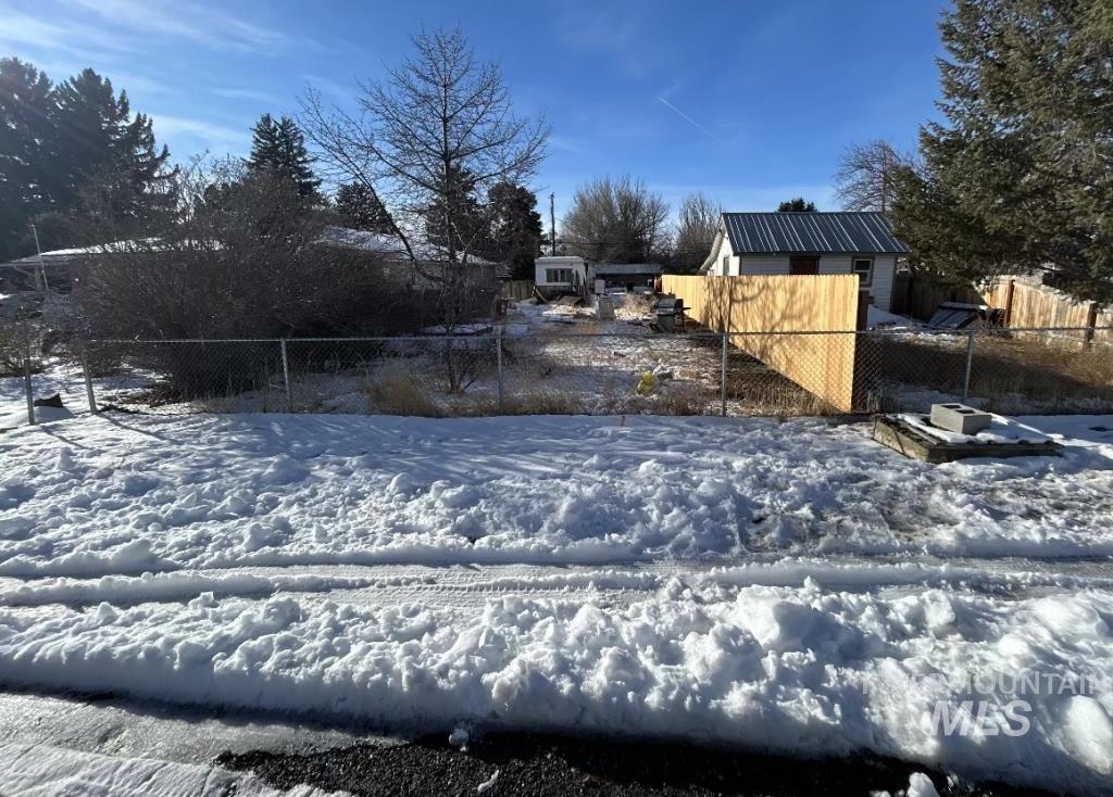 733 California St Property Photo 1