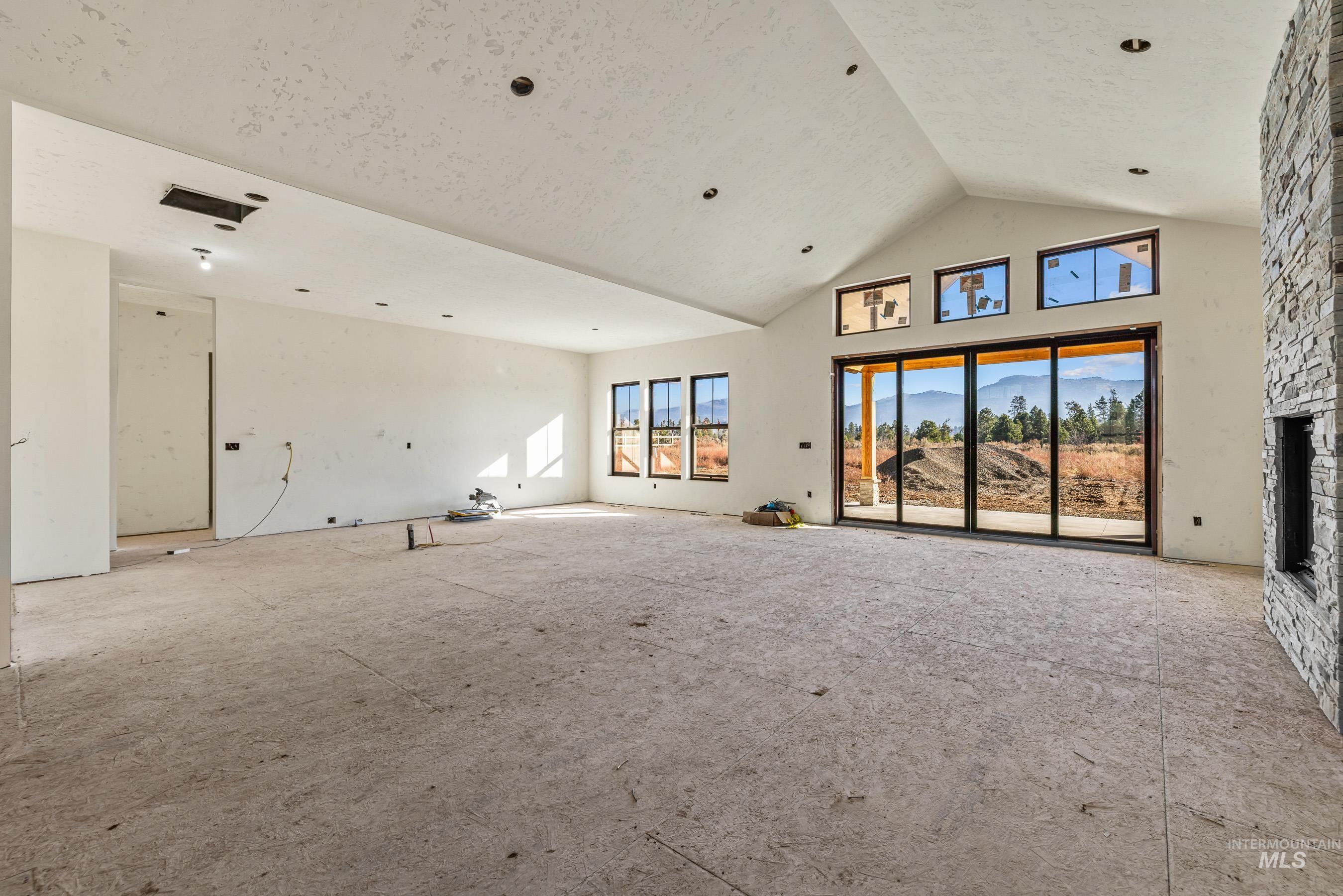 13910 Sky View Court Property Photo 24