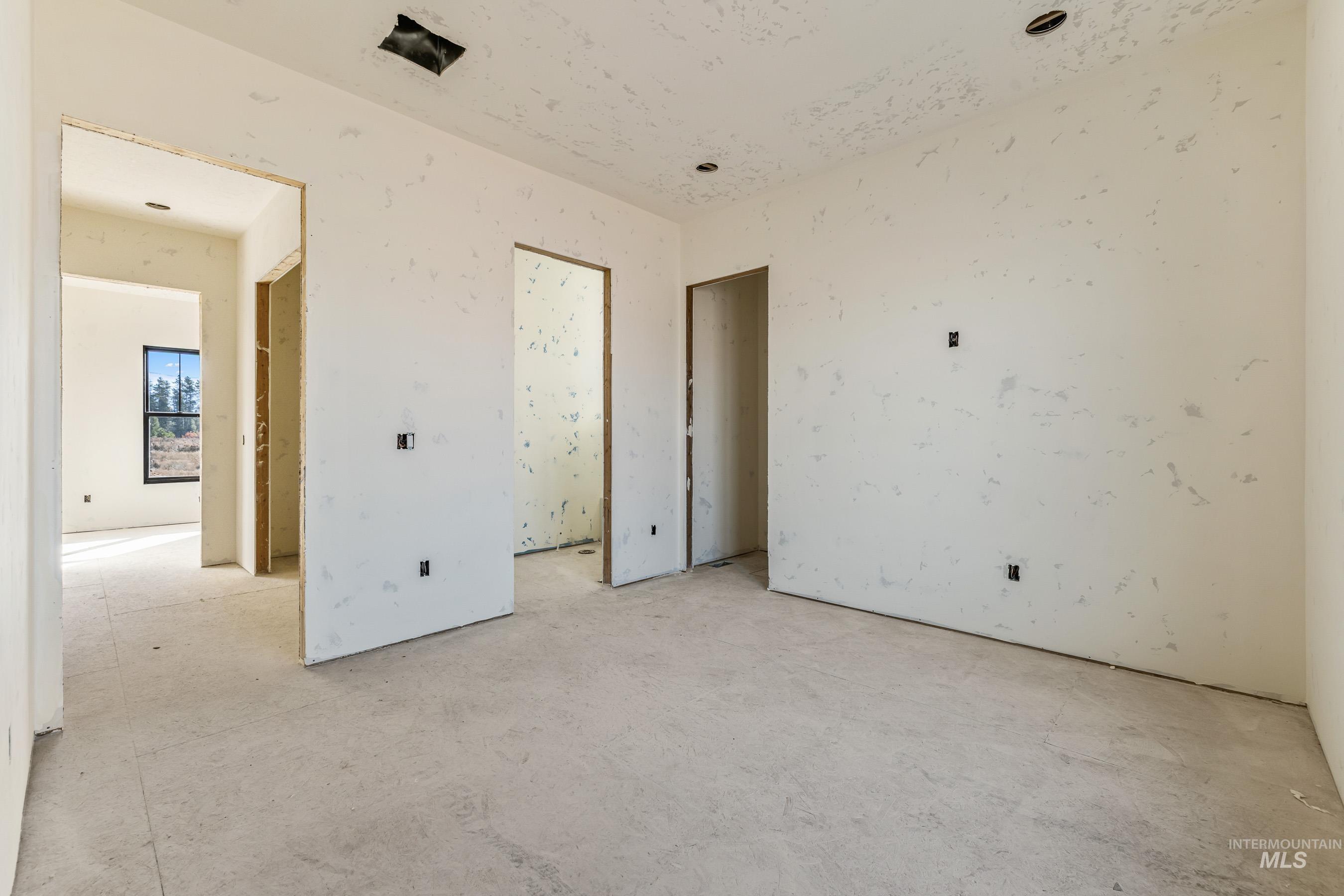 13910 Sky View Court Property Photo 25