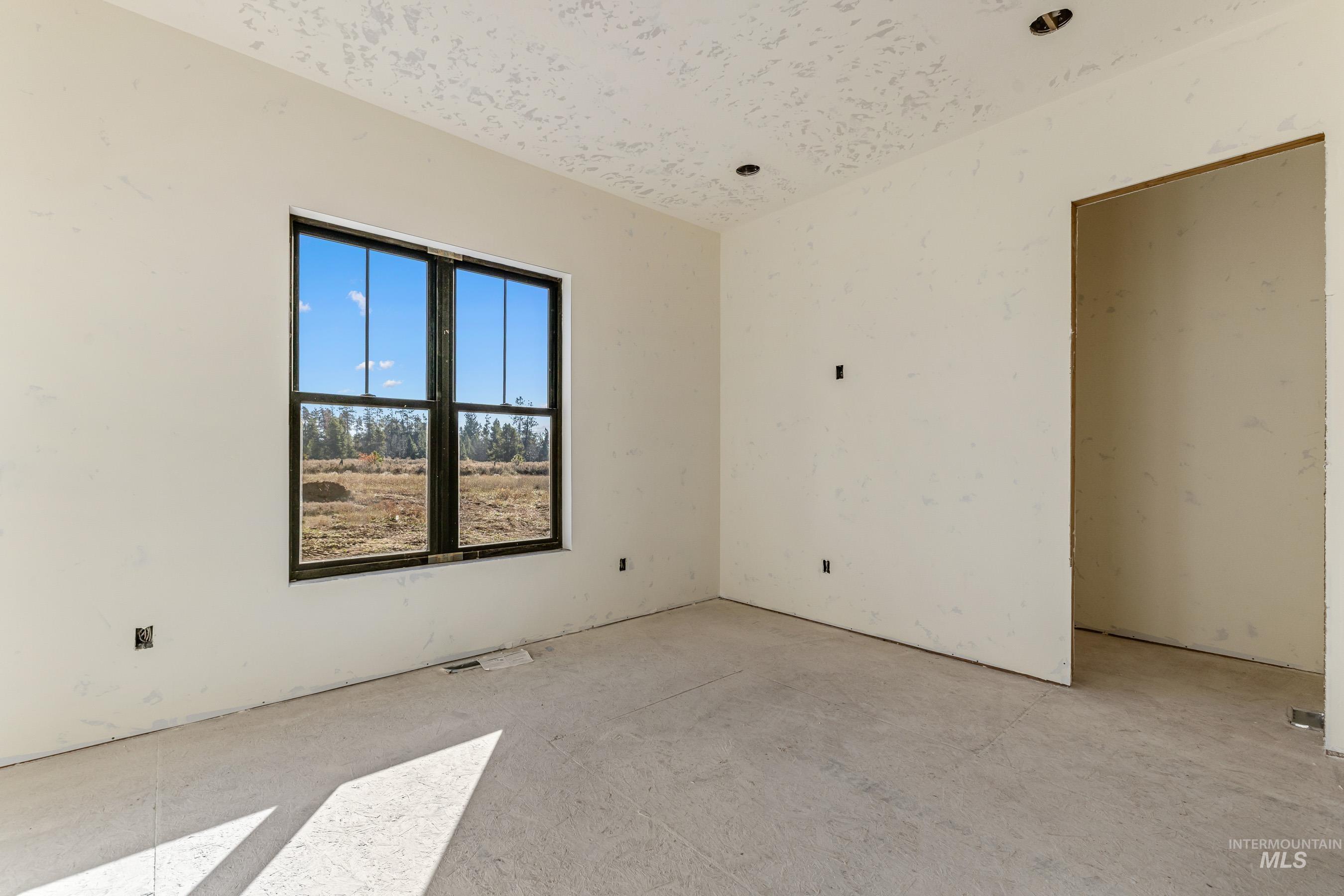 13910 Sky View Court Property Photo 26