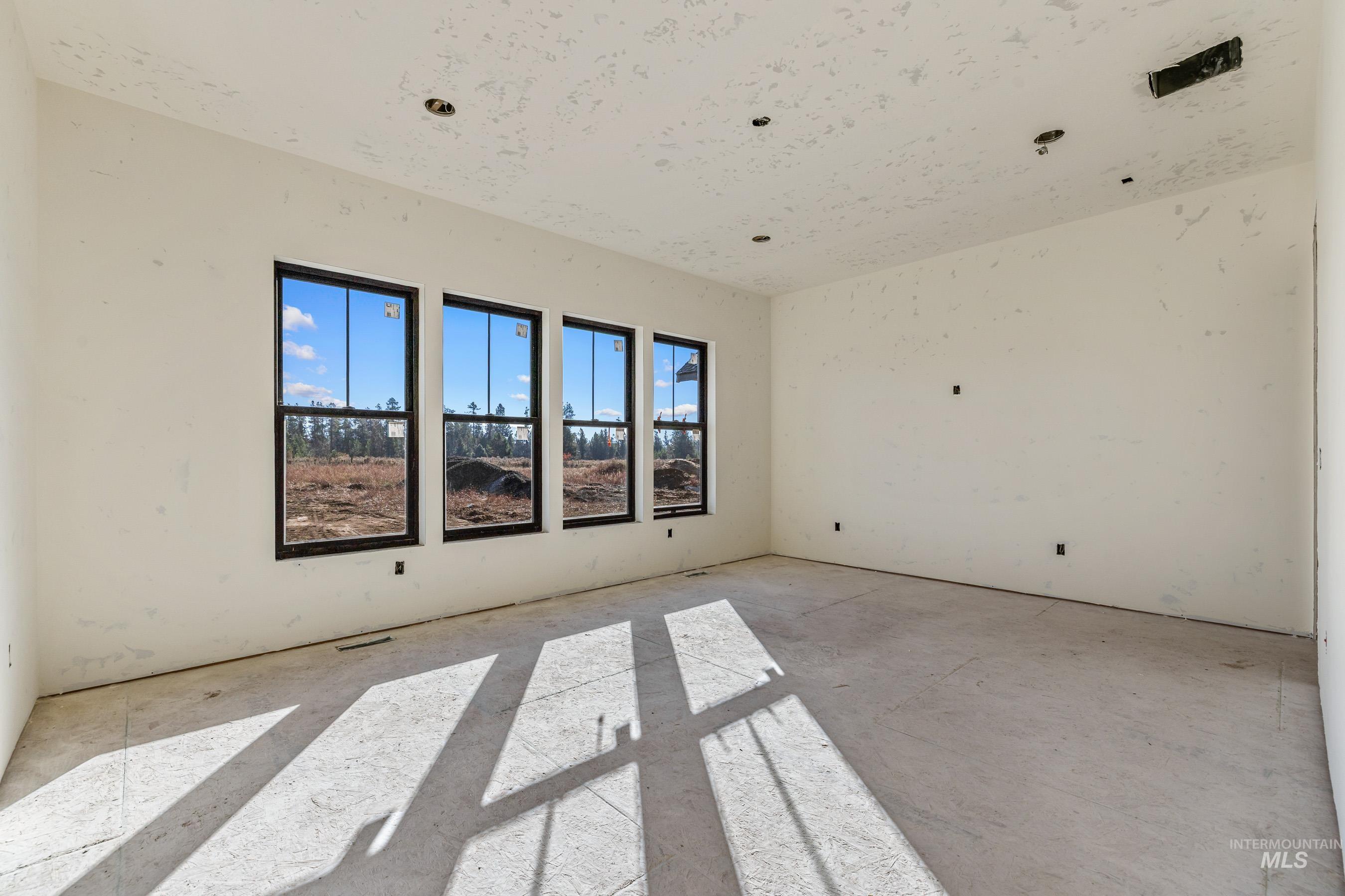 13910 Sky View Court Property Photo 32