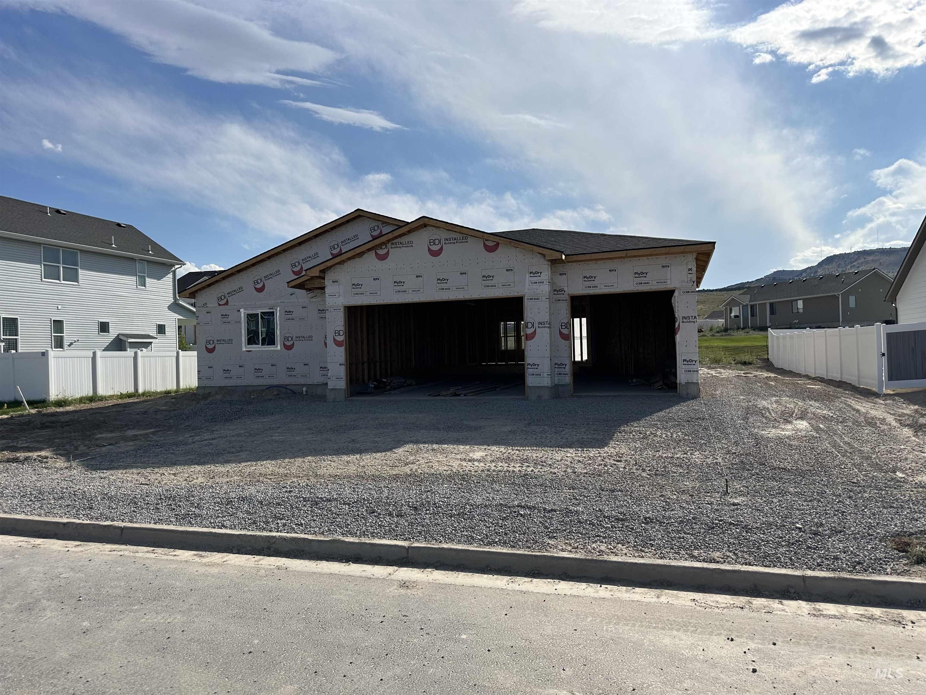 2097 Magellan Loop Property Photo 1