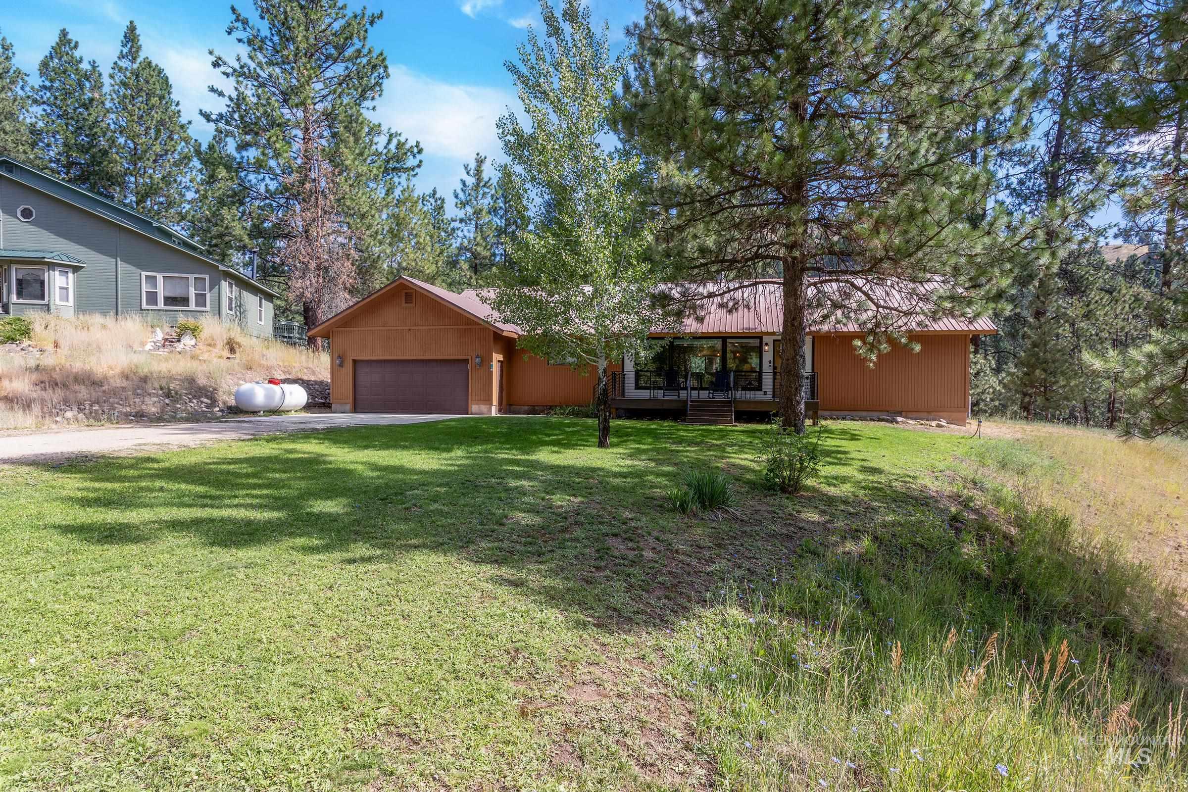 19 Daggett Rim Rd Property Photo 1