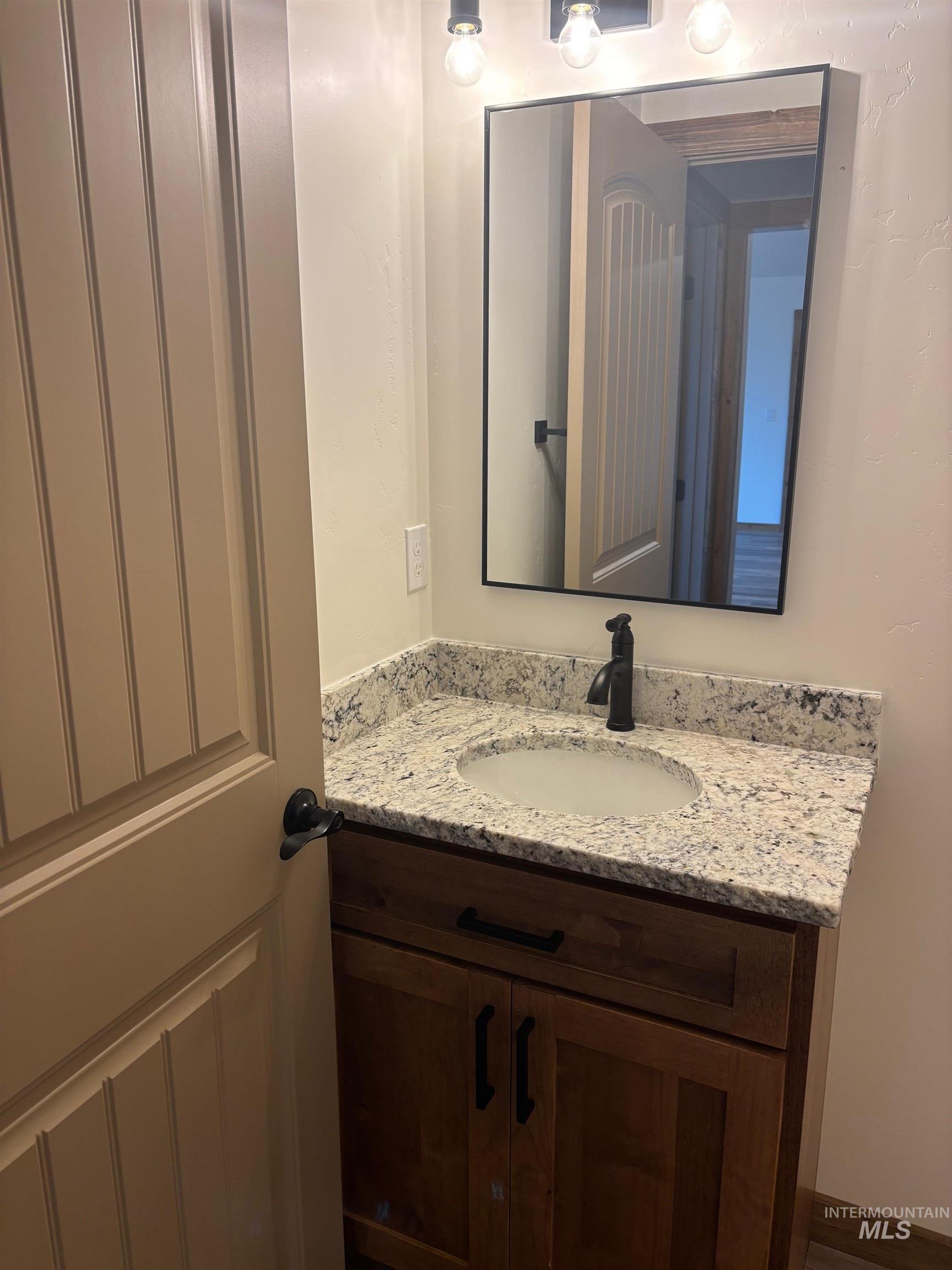 2213 Powers Drive Property Photo 19