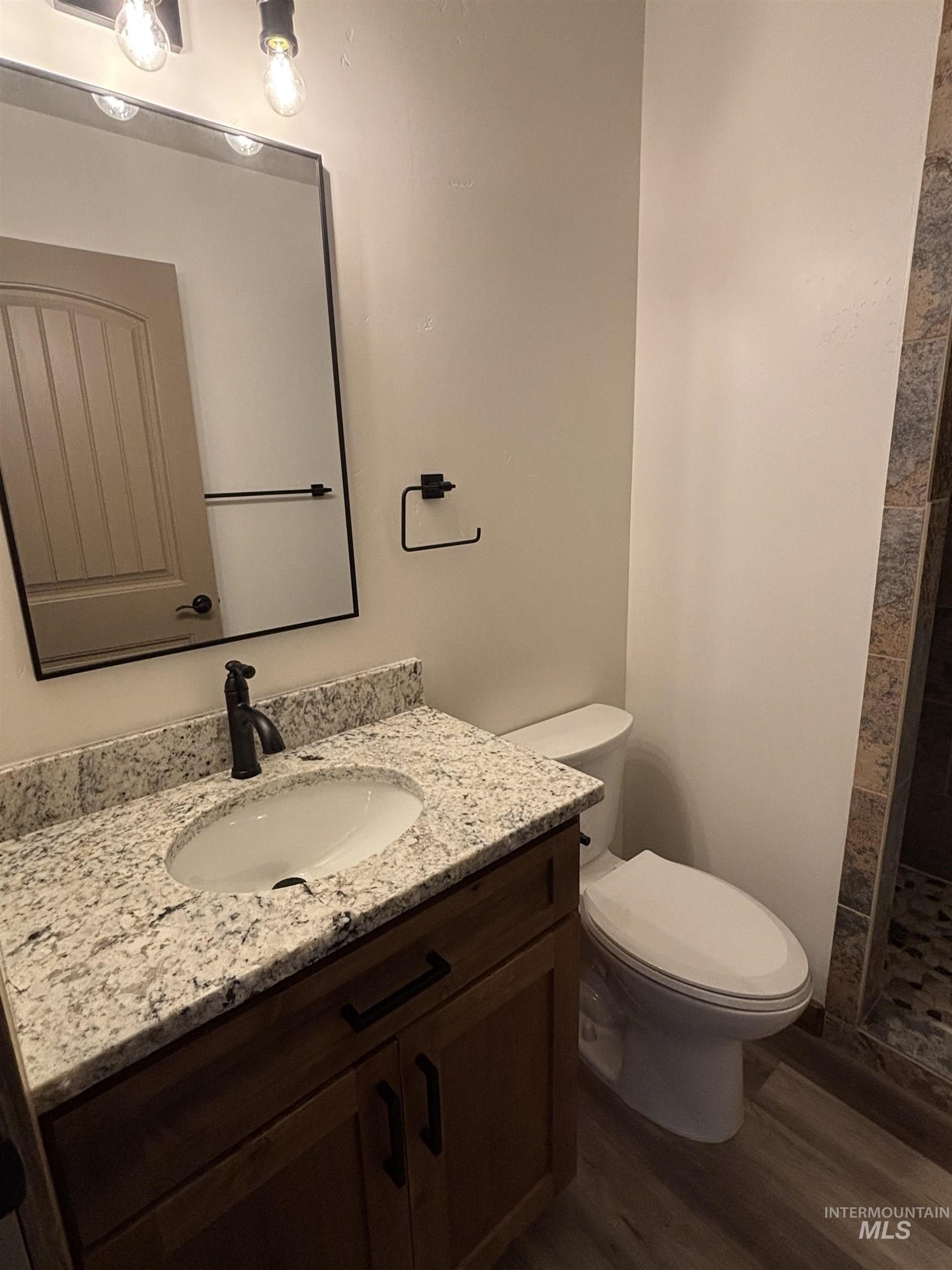 2213 Powers Drive Property Photo 22