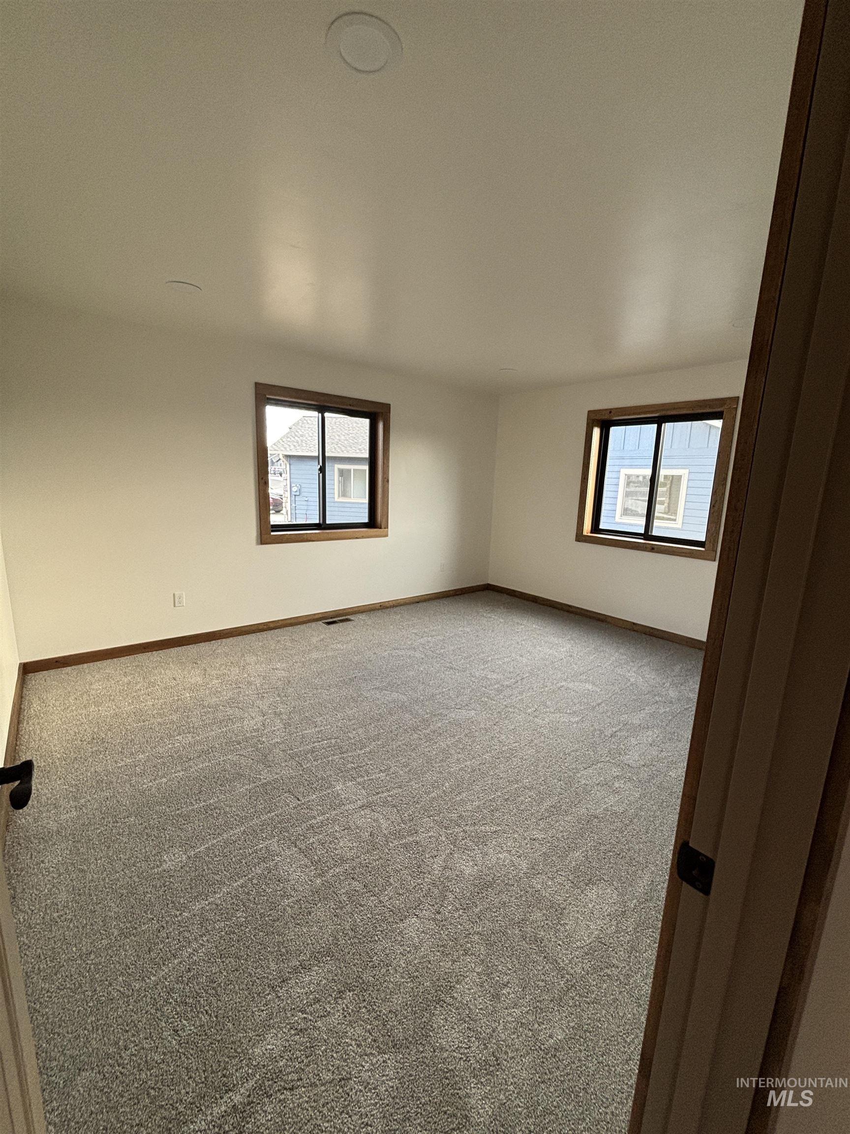 2213 Powers Drive Property Photo 24