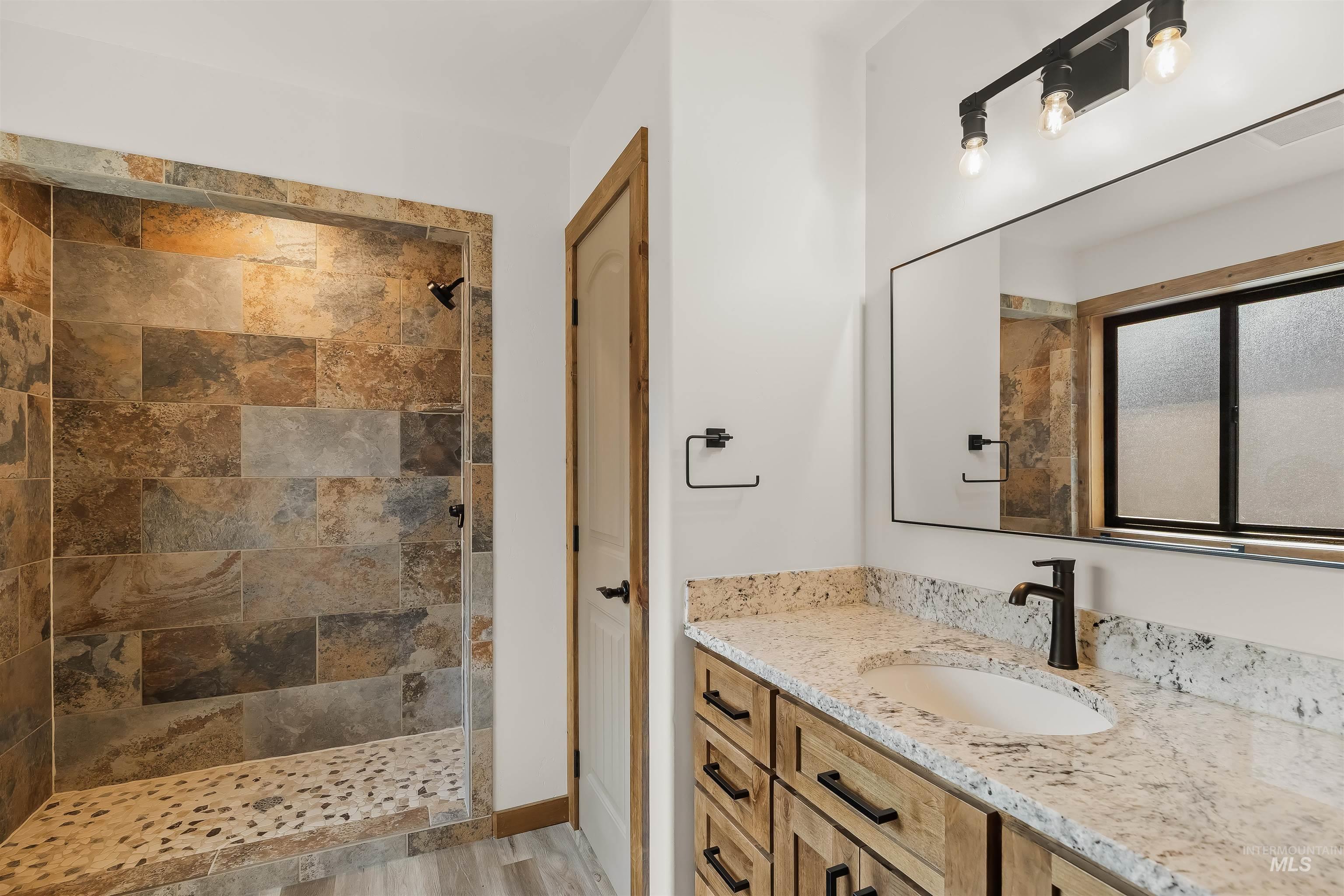 2213 Powers Drive Property Photo 32
