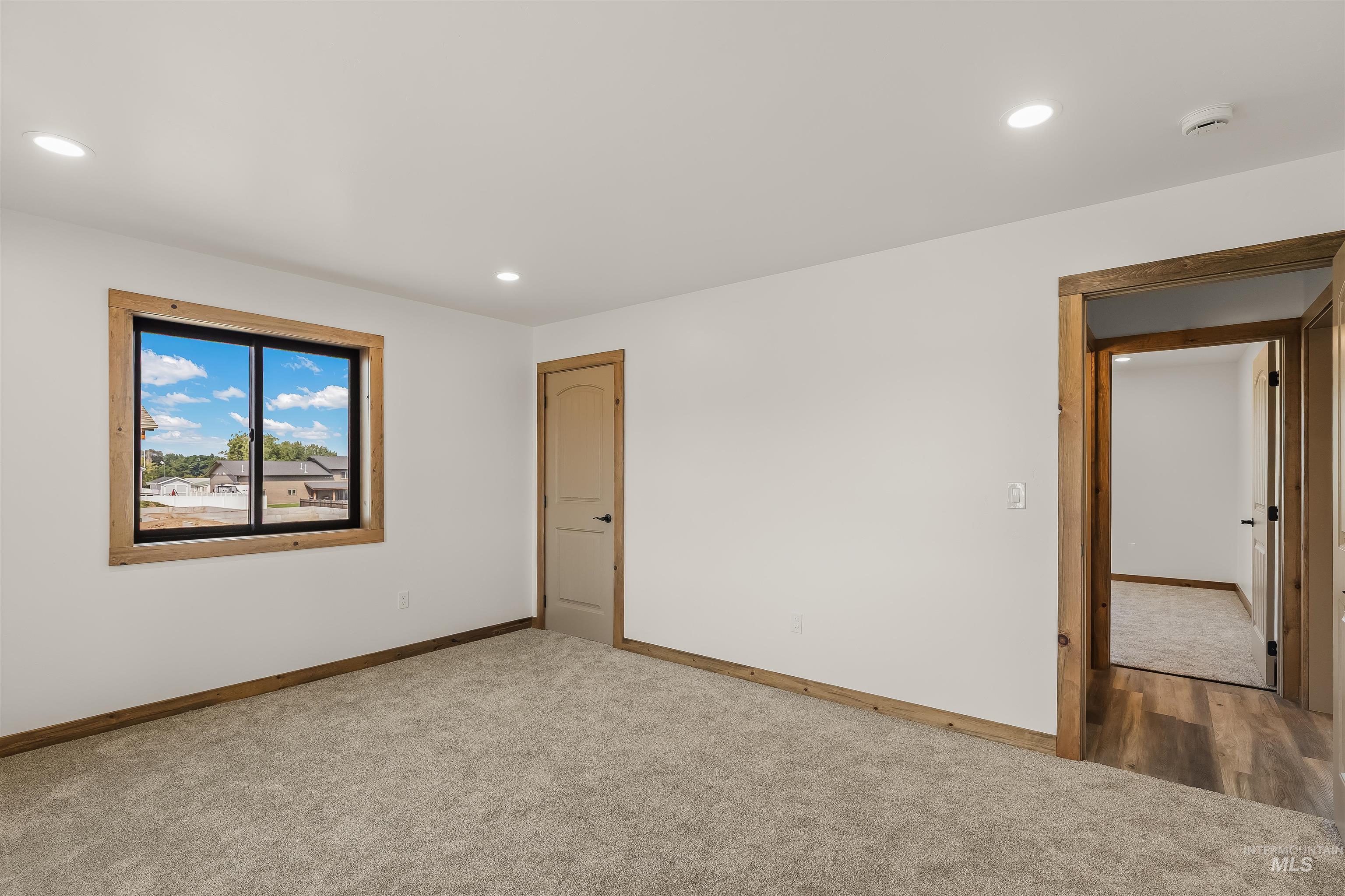 2213 Powers Drive Property Photo 38